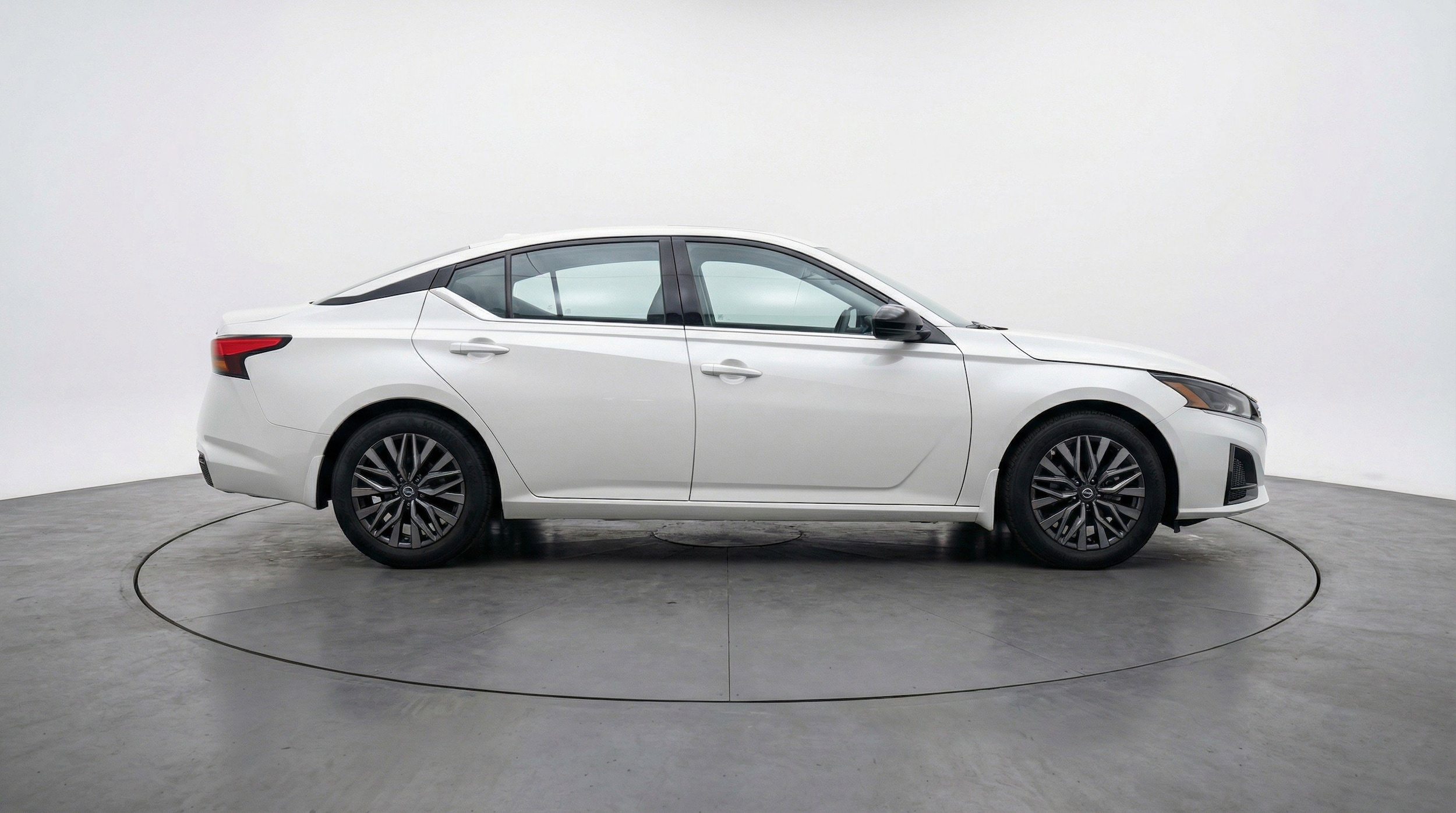Thumbnail: 2025 Nissan Altima - 11