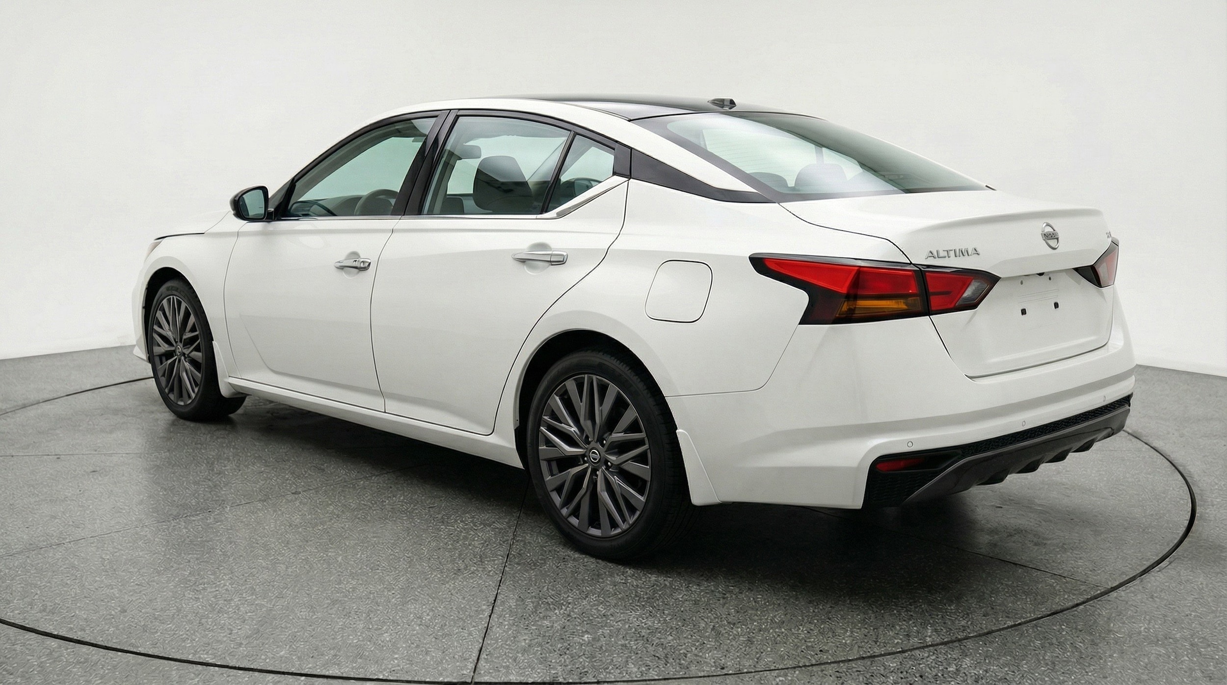 Thumbnail: 2025 Nissan Altima - 6