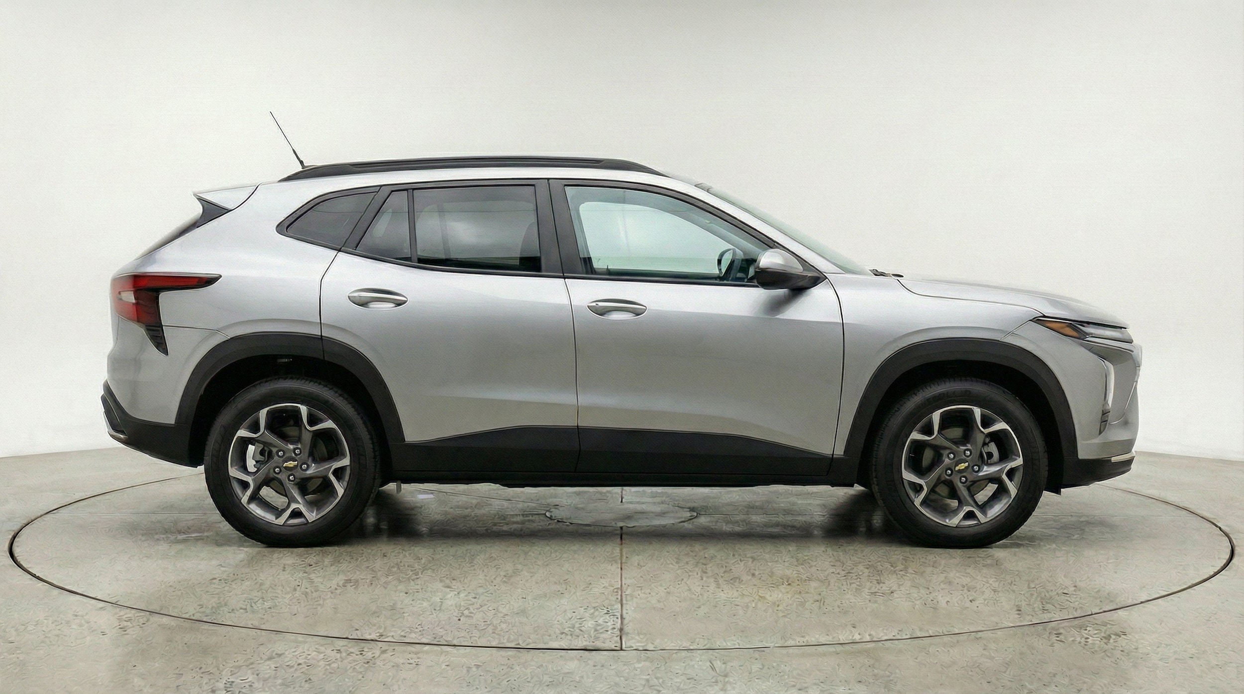 Thumbnail: 2025 Chevrolet Trax - 11