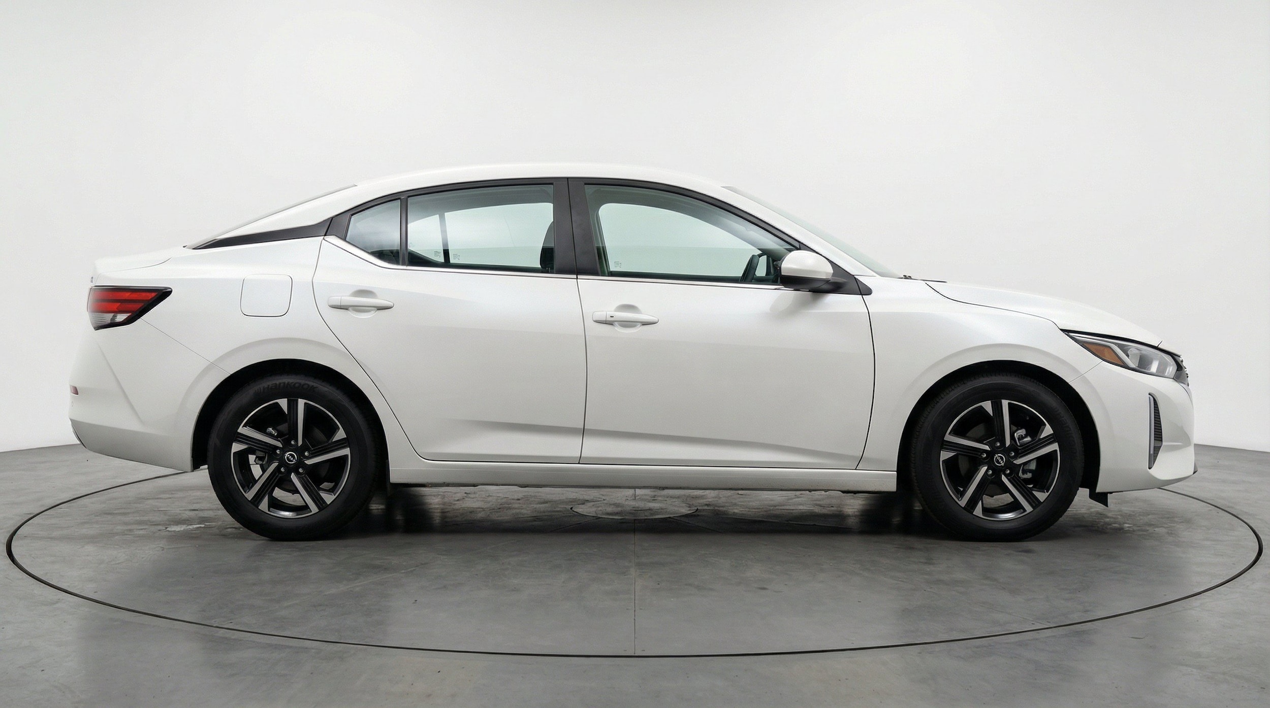 Thumbnail: 2025 Nissan Sentra - 11