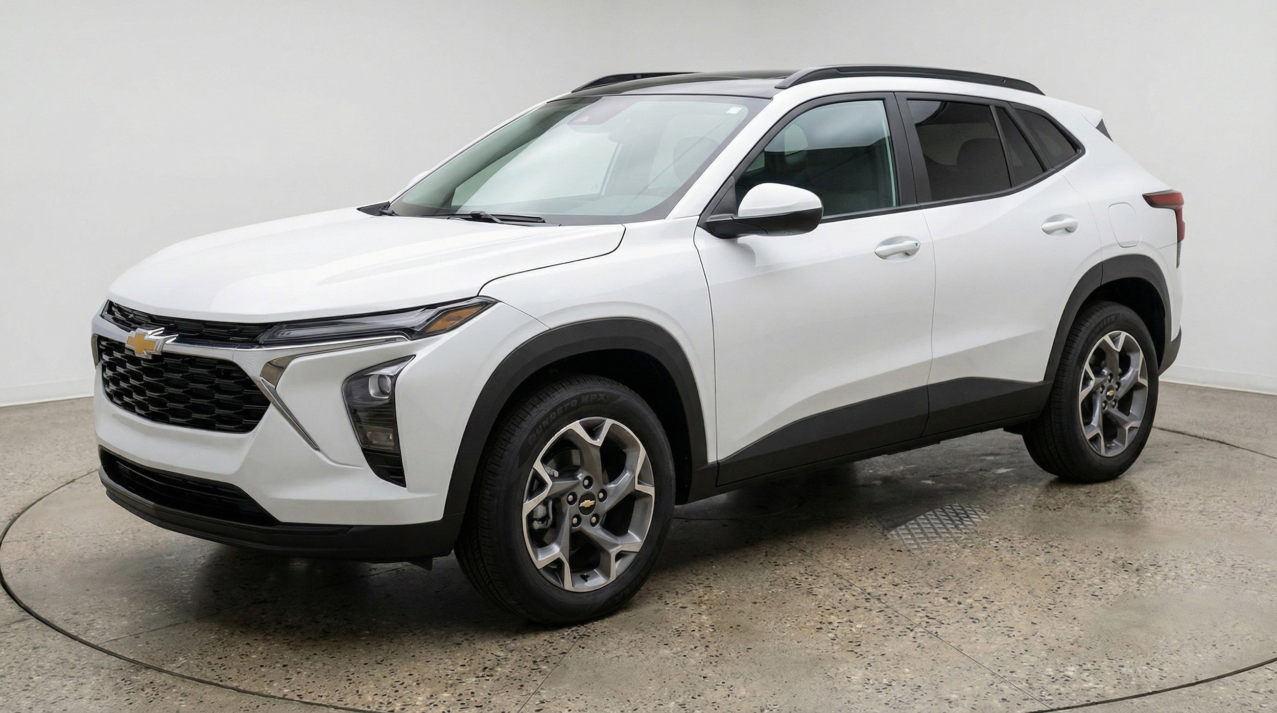 Thumbnail: 2025 Chevrolet Trax - 3