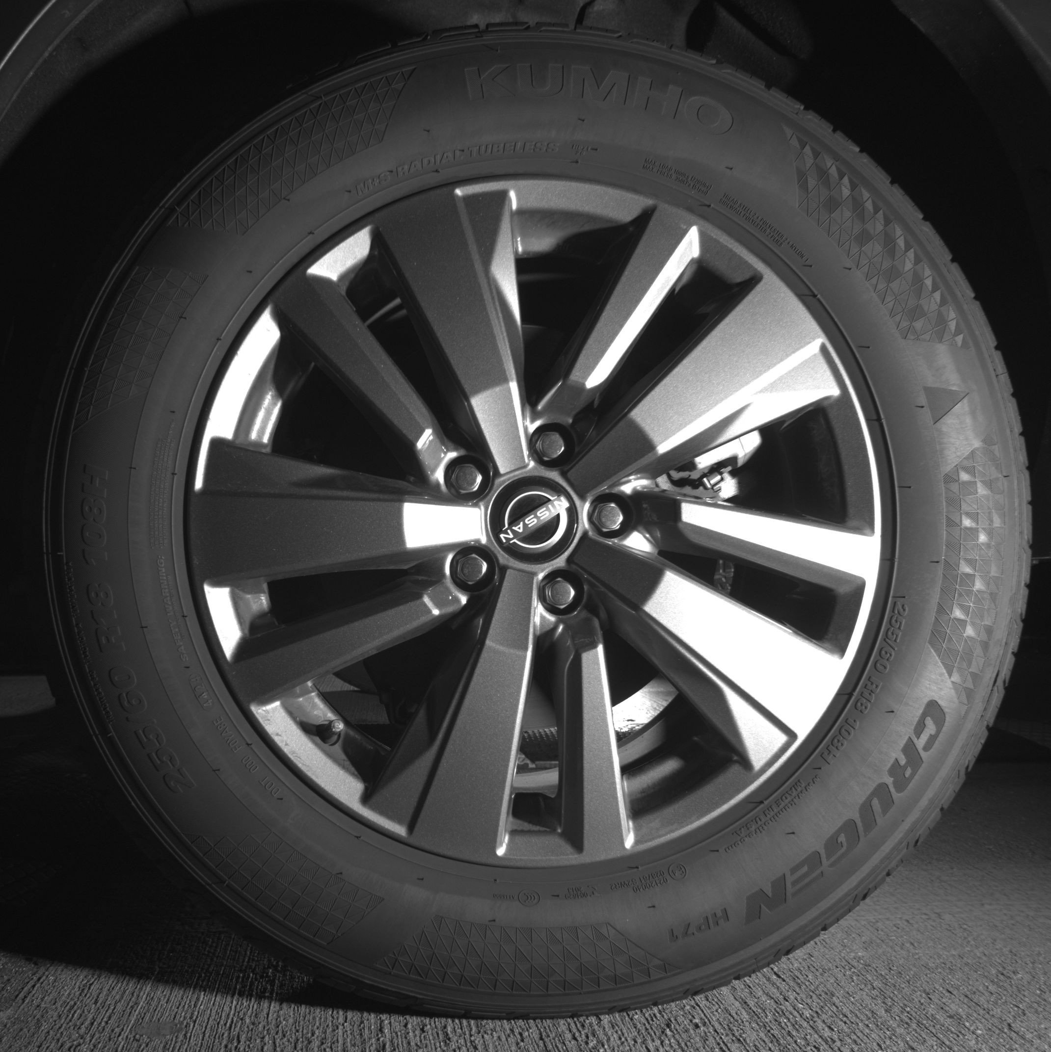 Thumbnail: 2025 Nissan Pathfinder - 14