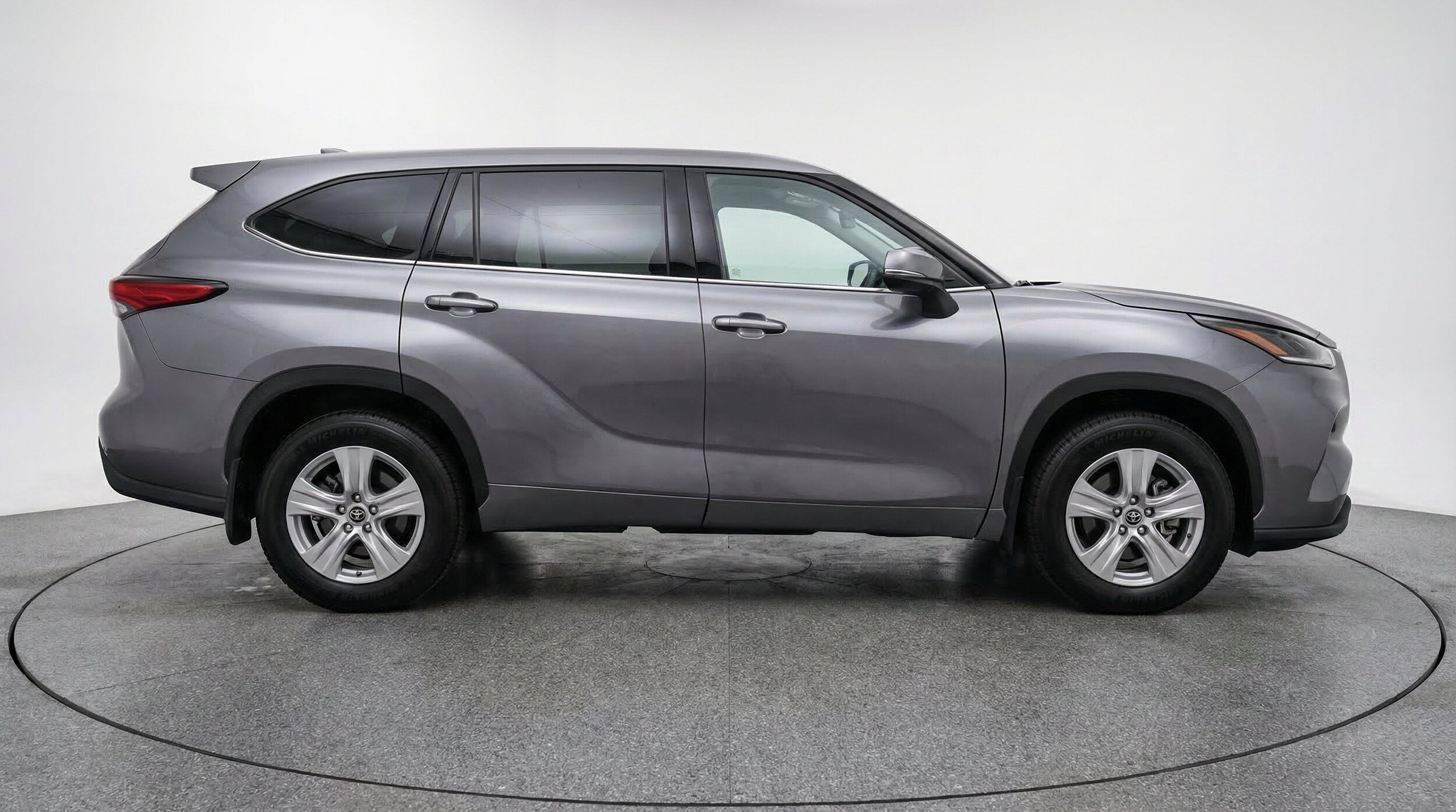 Thumbnail: 2025 Toyota Highlander - 10