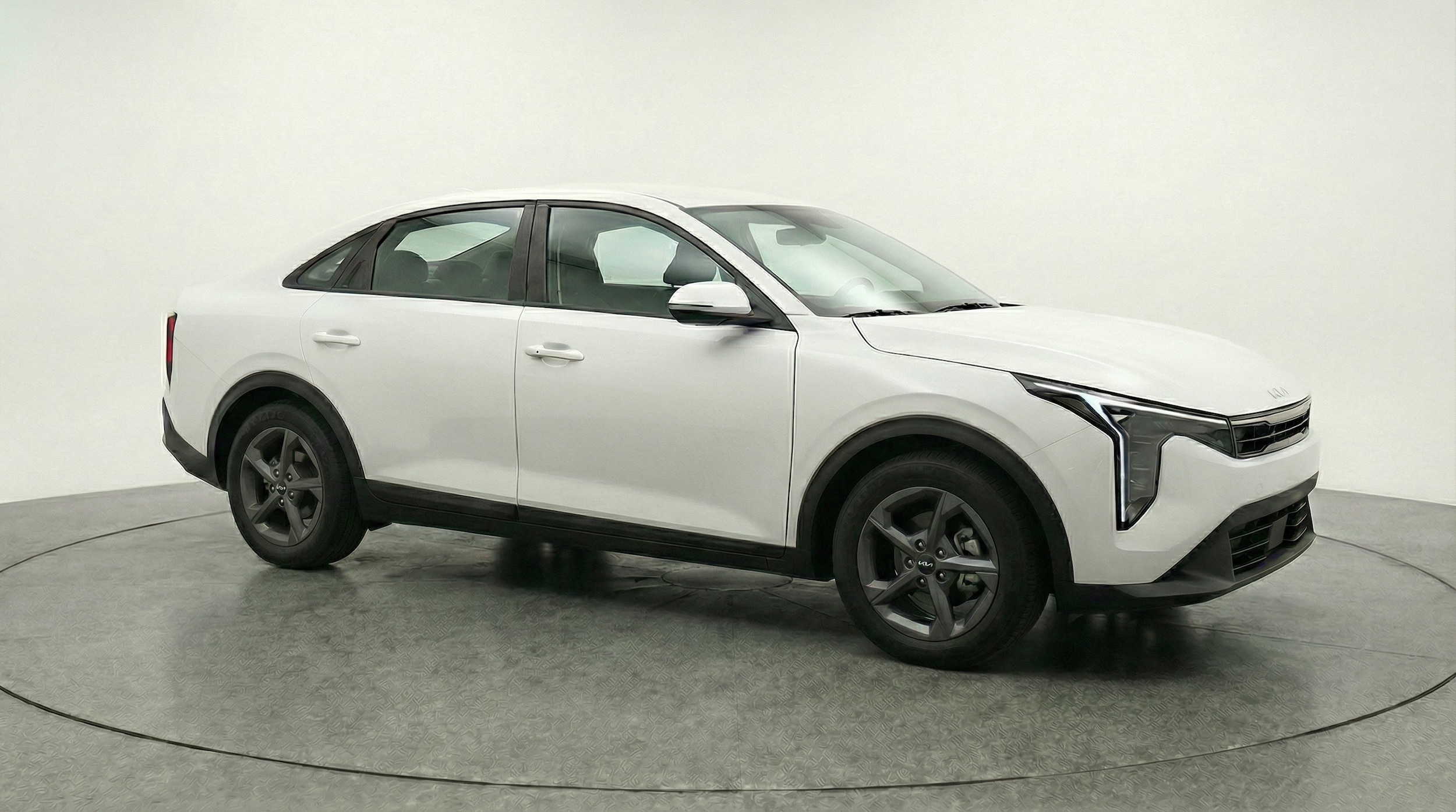 Thumbnail: 2025 Kia K4 - 1