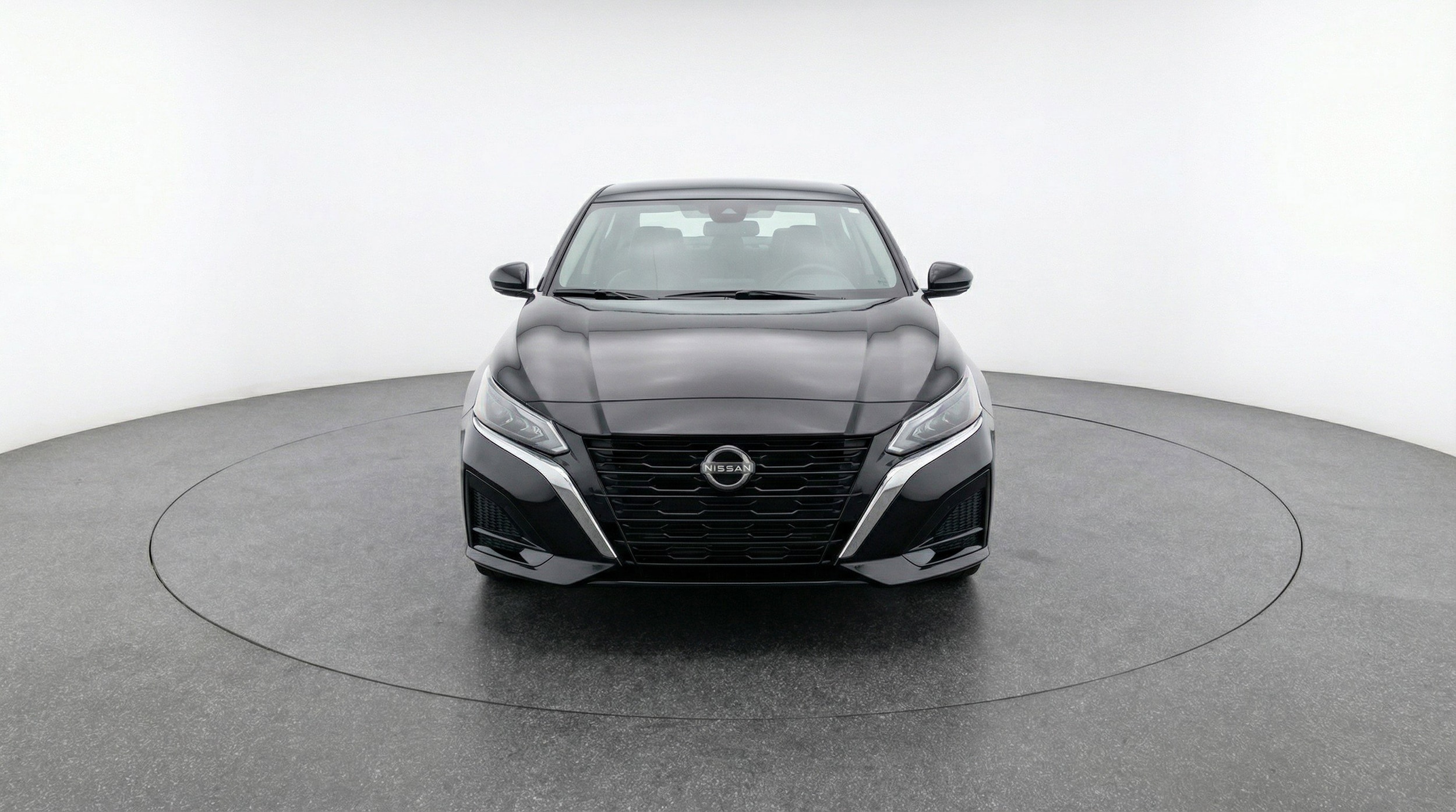 Thumbnail: 2025 Nissan Altima - 2