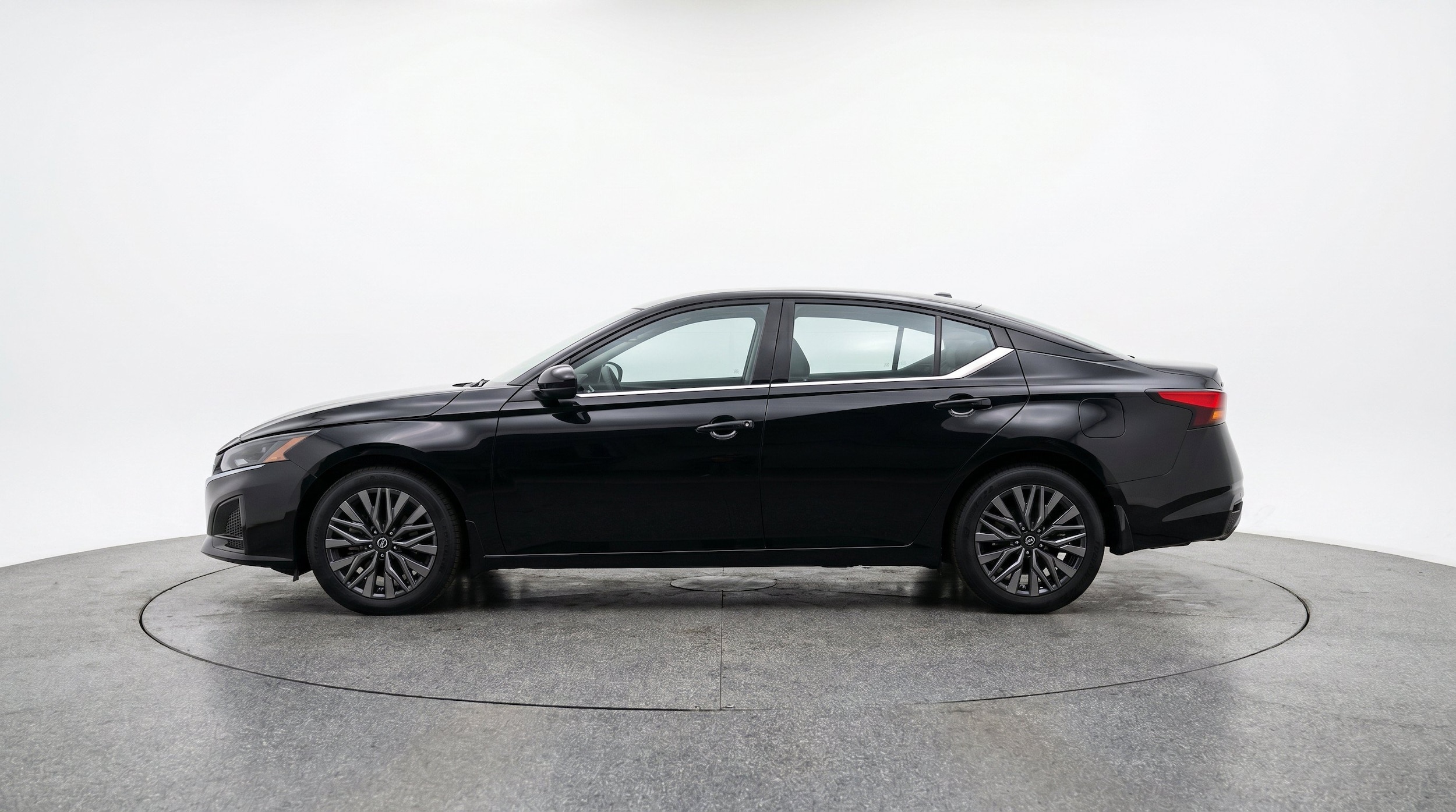 Thumbnail: 2026 Nissan Altima - 5