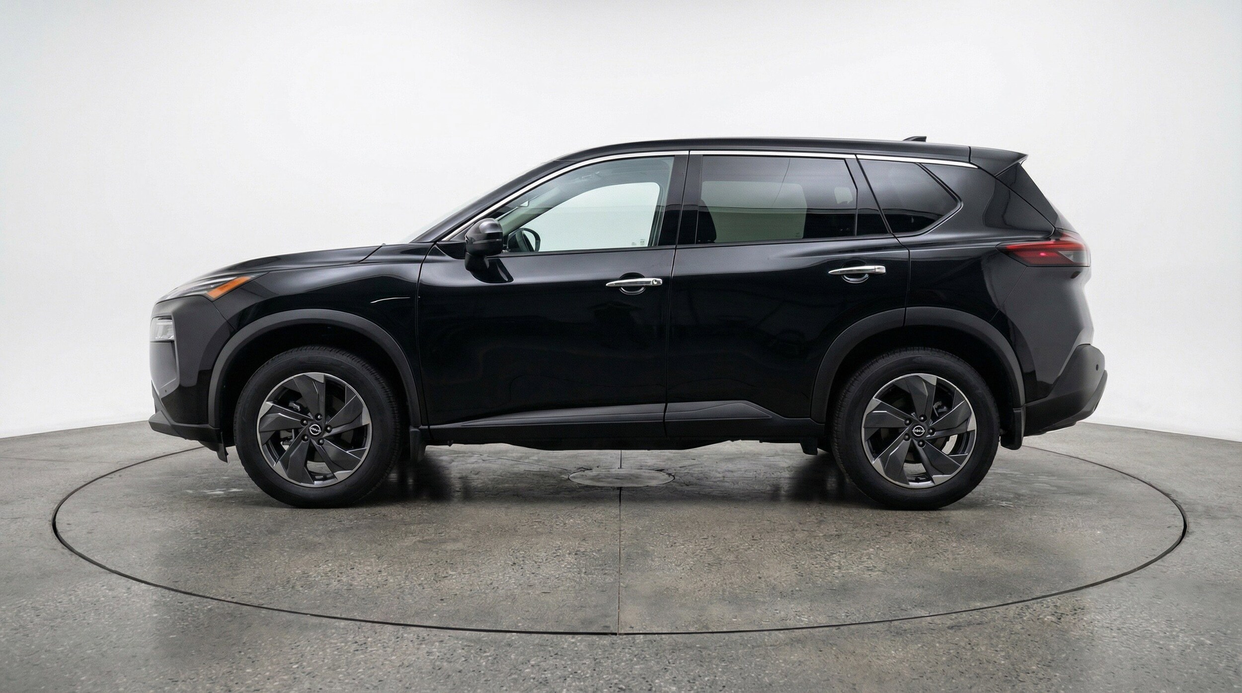 Thumbnail: 2025 Nissan Rogue - 5