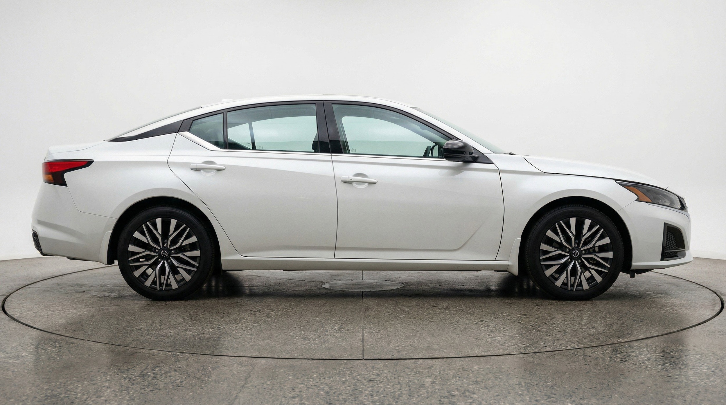 Thumbnail: 2025 Nissan Altima - 11