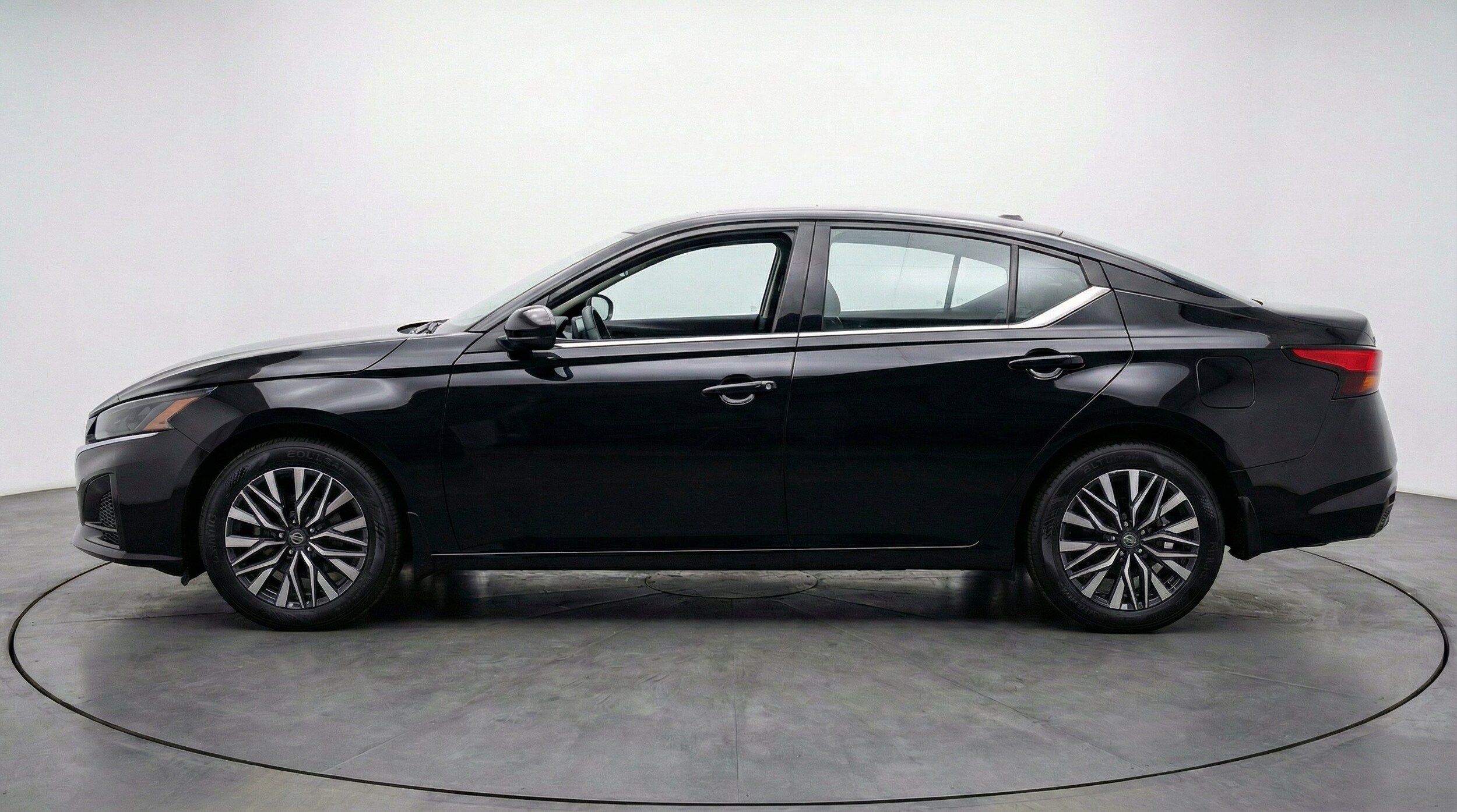 Thumbnail: 2026 Nissan Altima - 5