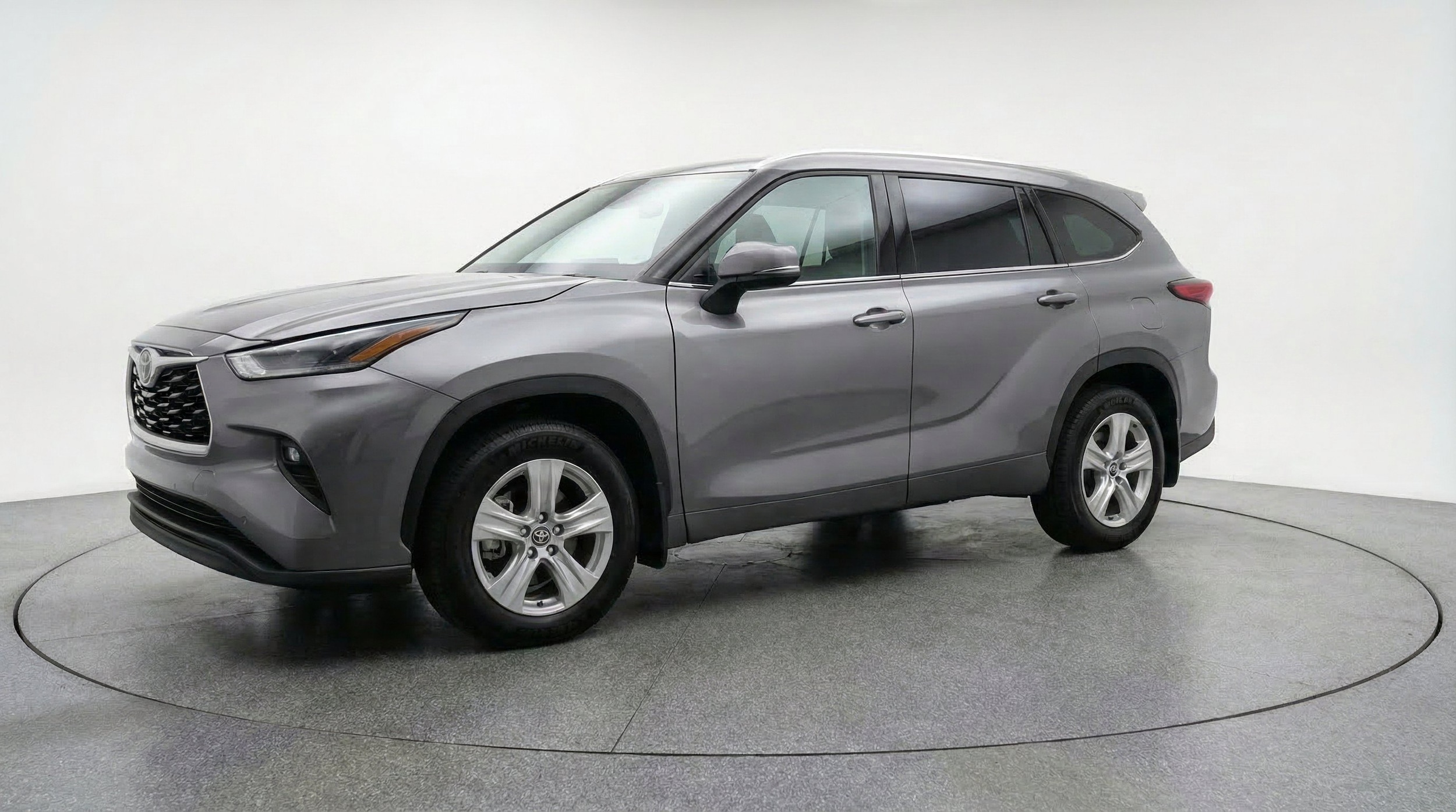 Thumbnail: 2025 Toyota Highlander - 3
