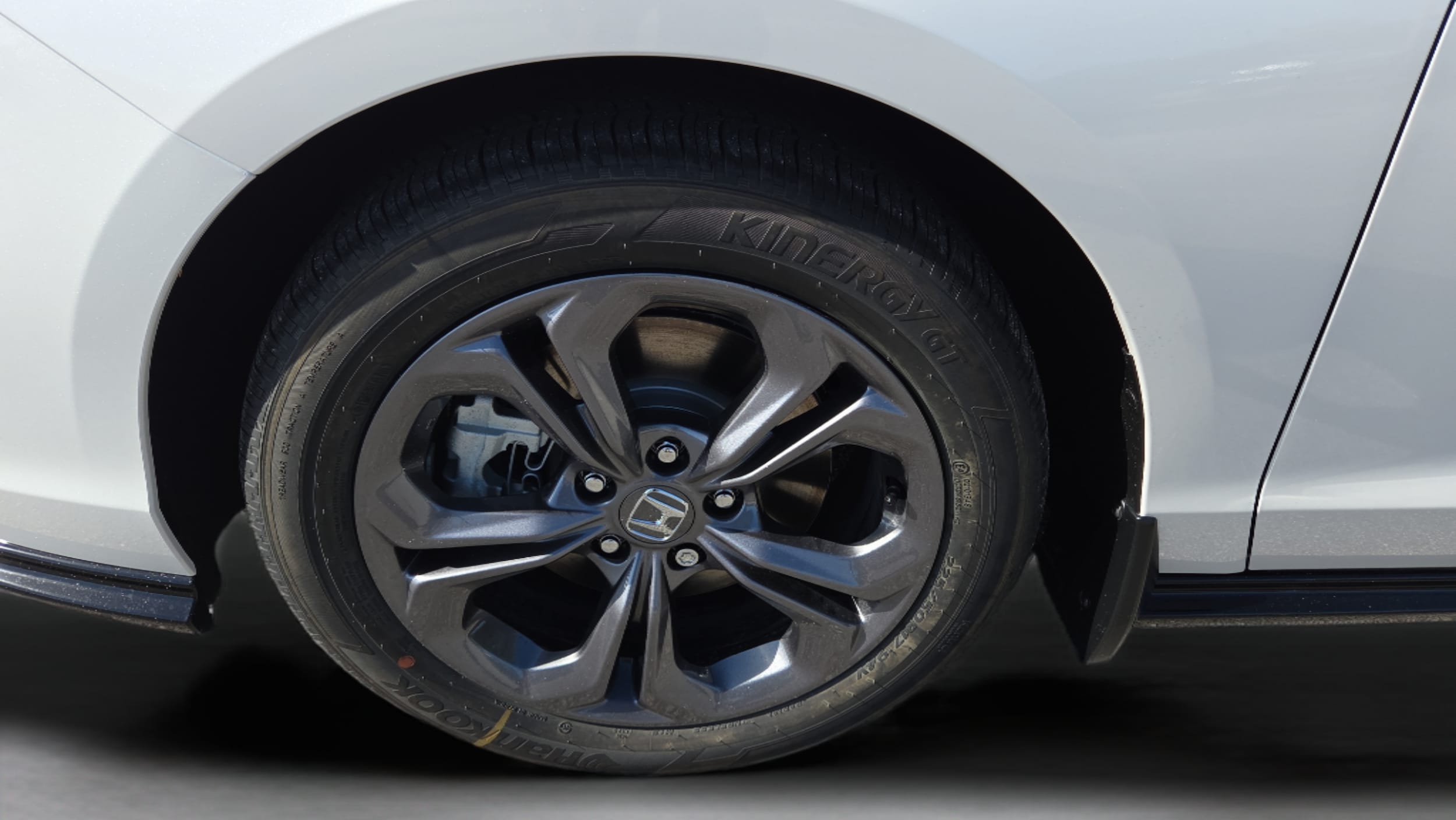 2026 Honda Accord Hybrid EX-L - Photo 41