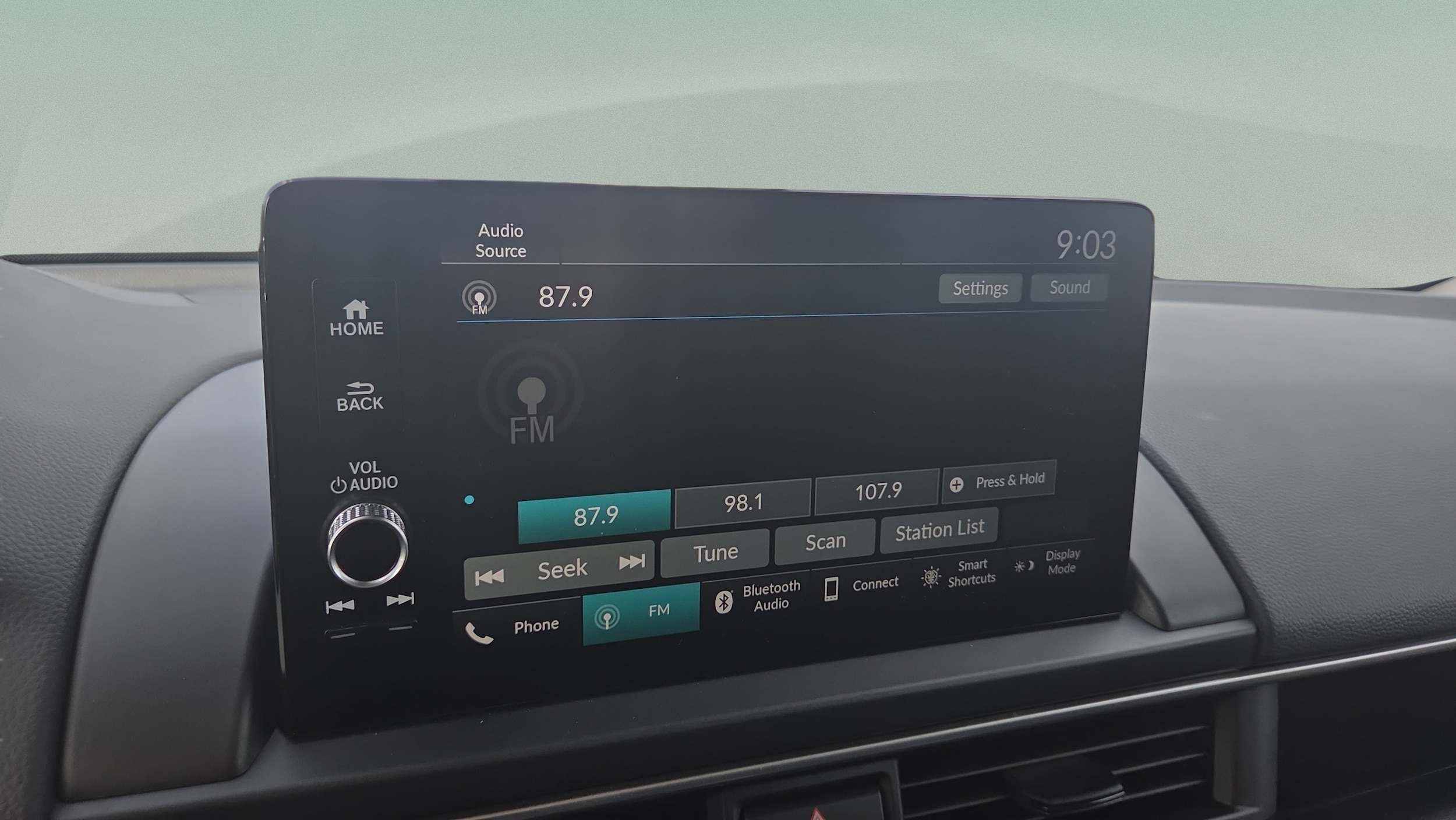 2025 Honda Pilot EX-L - Photo 28