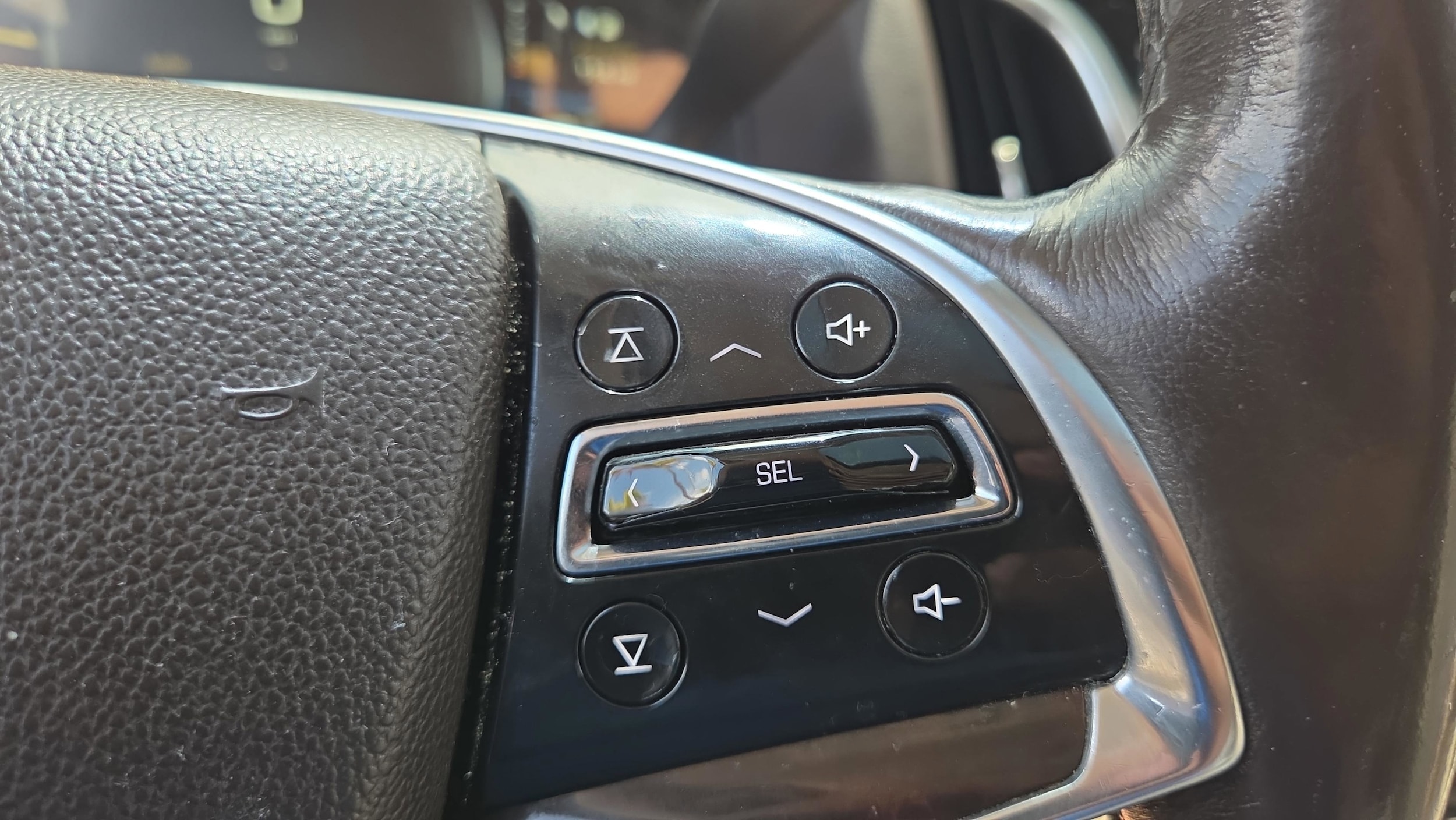 2015 Cadillac Escalade Luxury - Photo 26