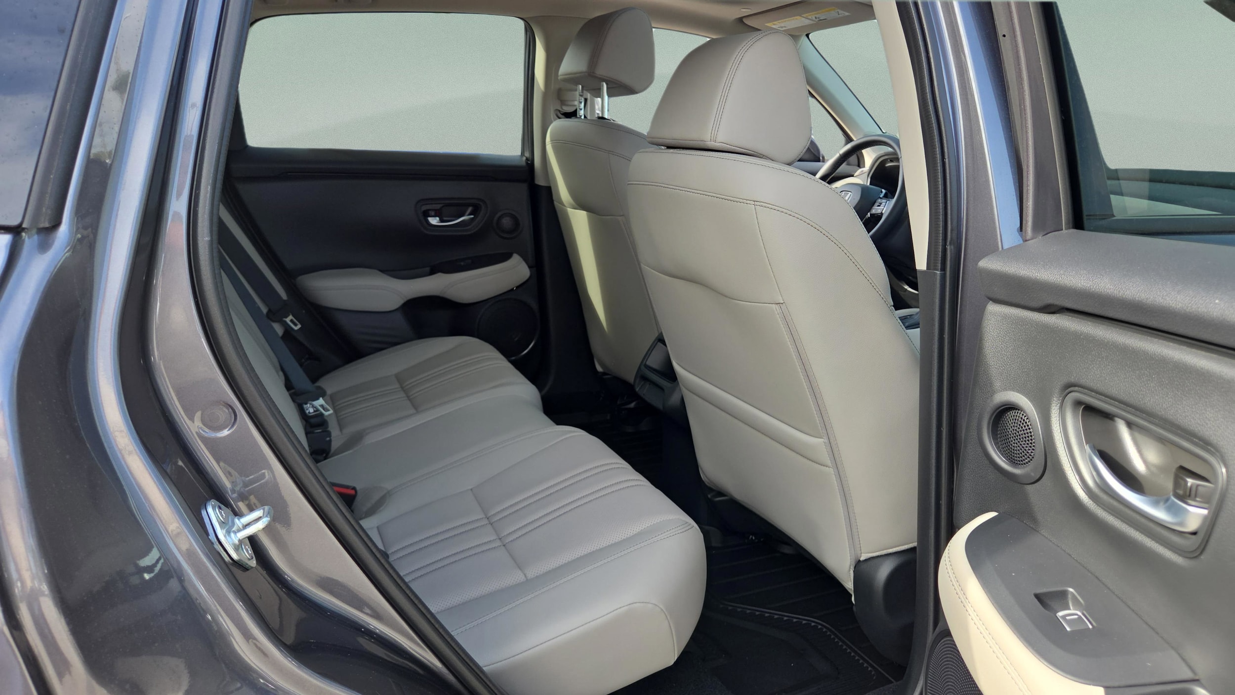 2026 Honda HR-V EX-L - Photo 16