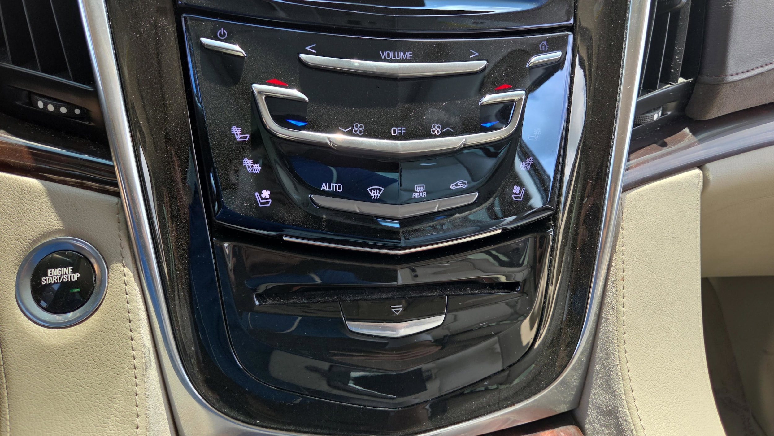 2015 Cadillac Escalade Luxury - Photo 33