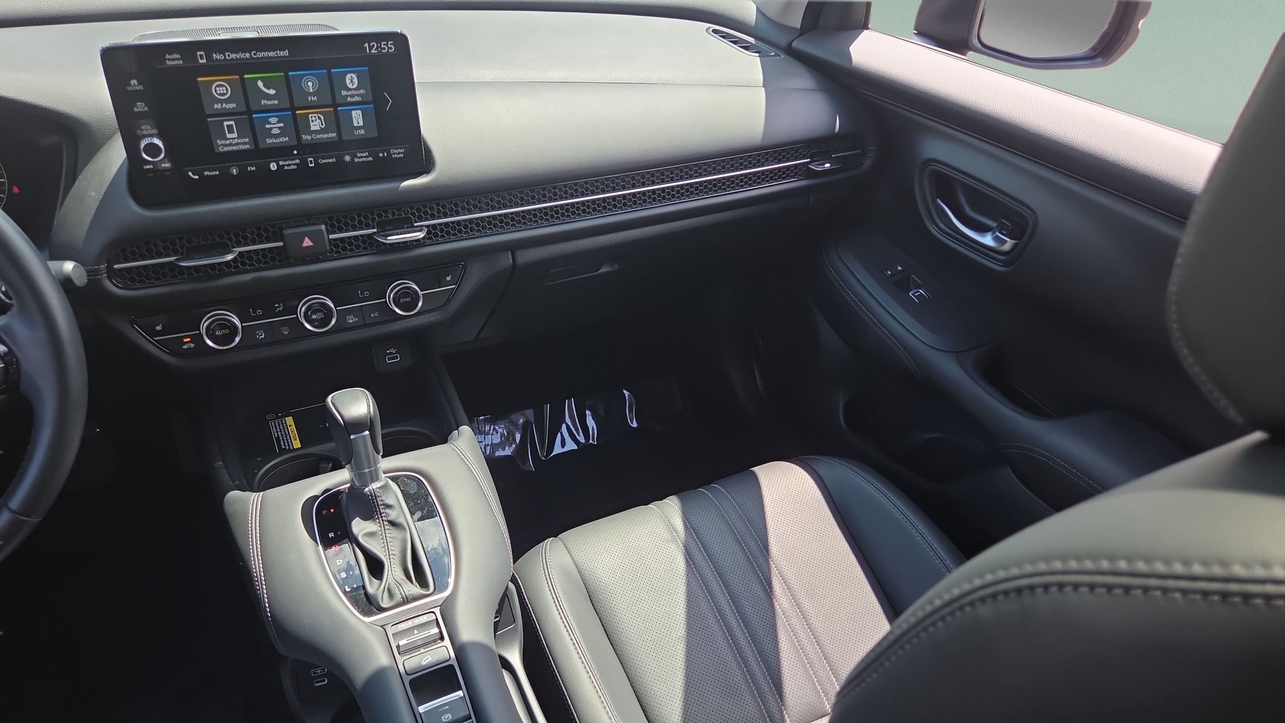 2025 Honda HR-V EX-L - Photo 15