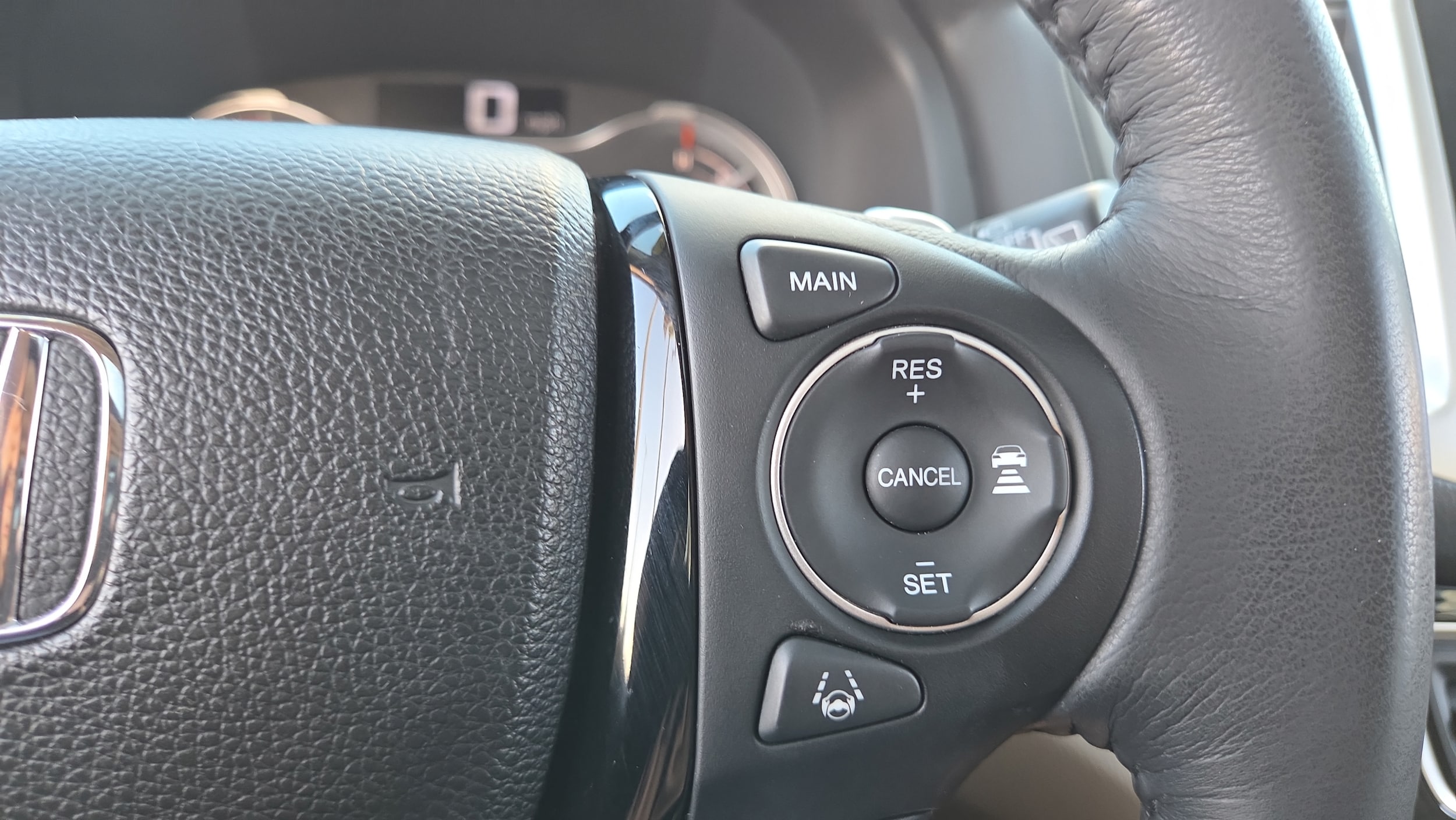 2016 Honda Pilot Touring - Photo 25