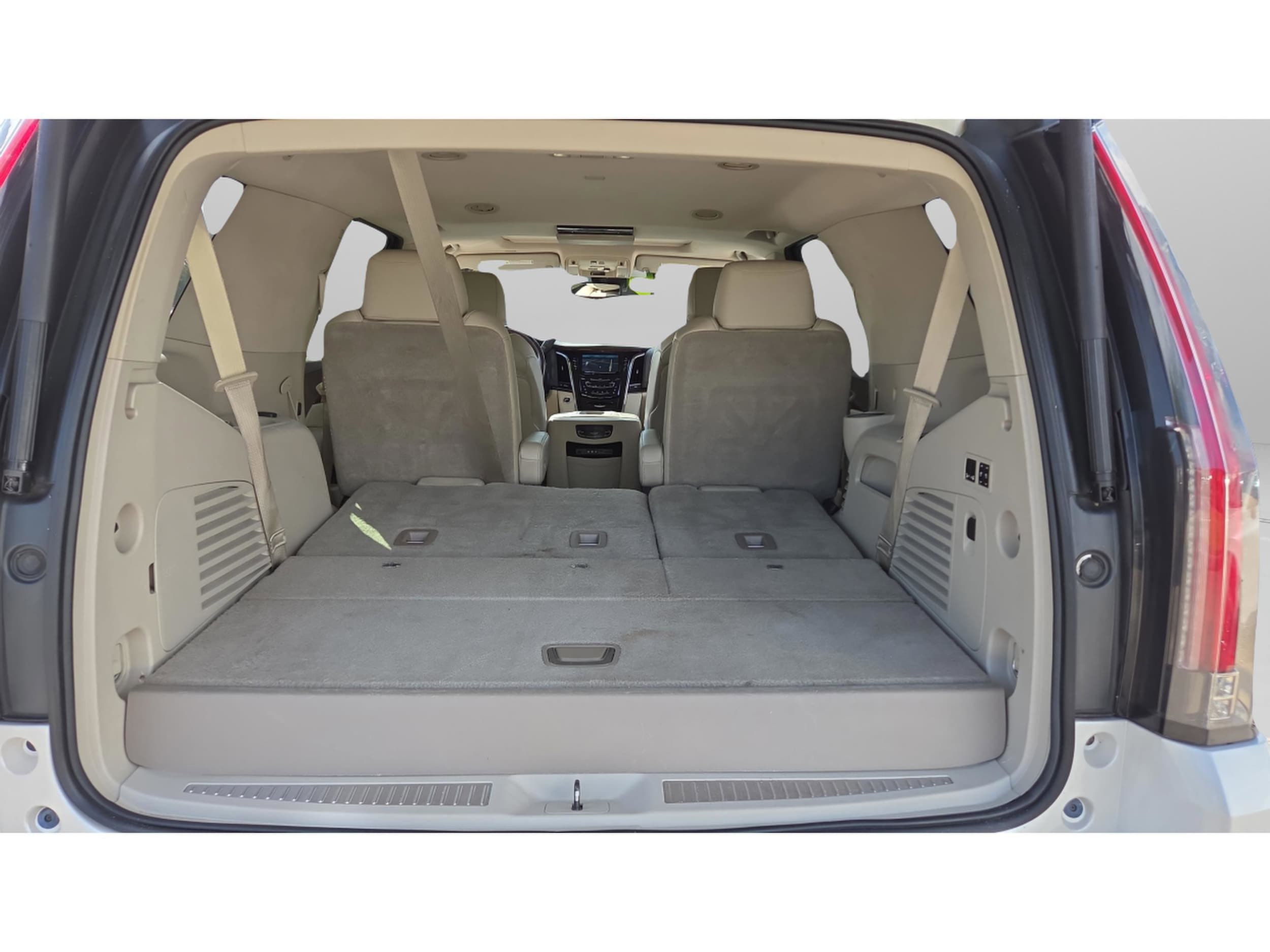 2015 Cadillac Escalade Luxury - Photo 40