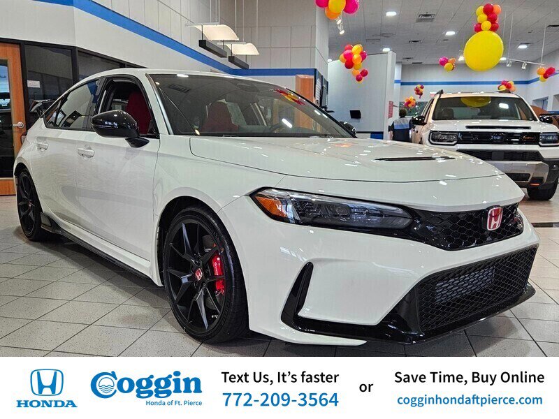 2025 Honda Civic Hatchback Type-R's photo