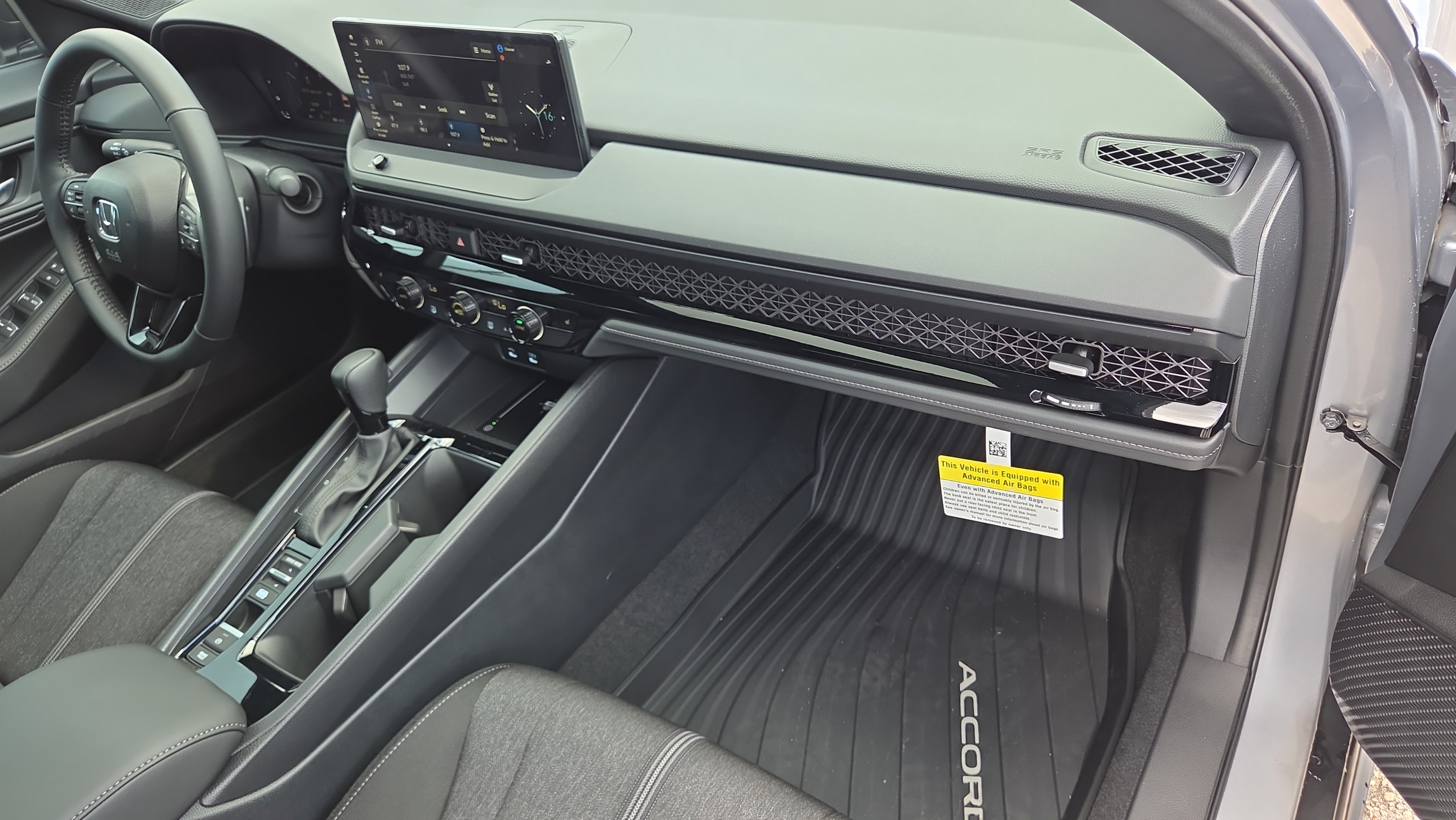 2026 Honda Accord Hybrid Sport - Photo 17