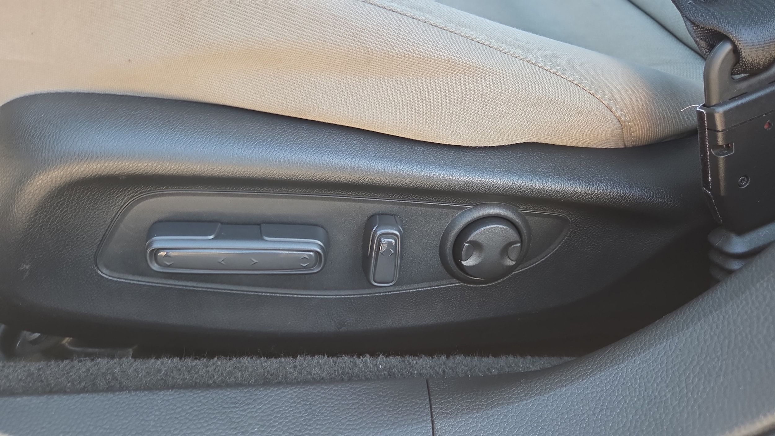 2024 Honda Accord EX - Photo 11