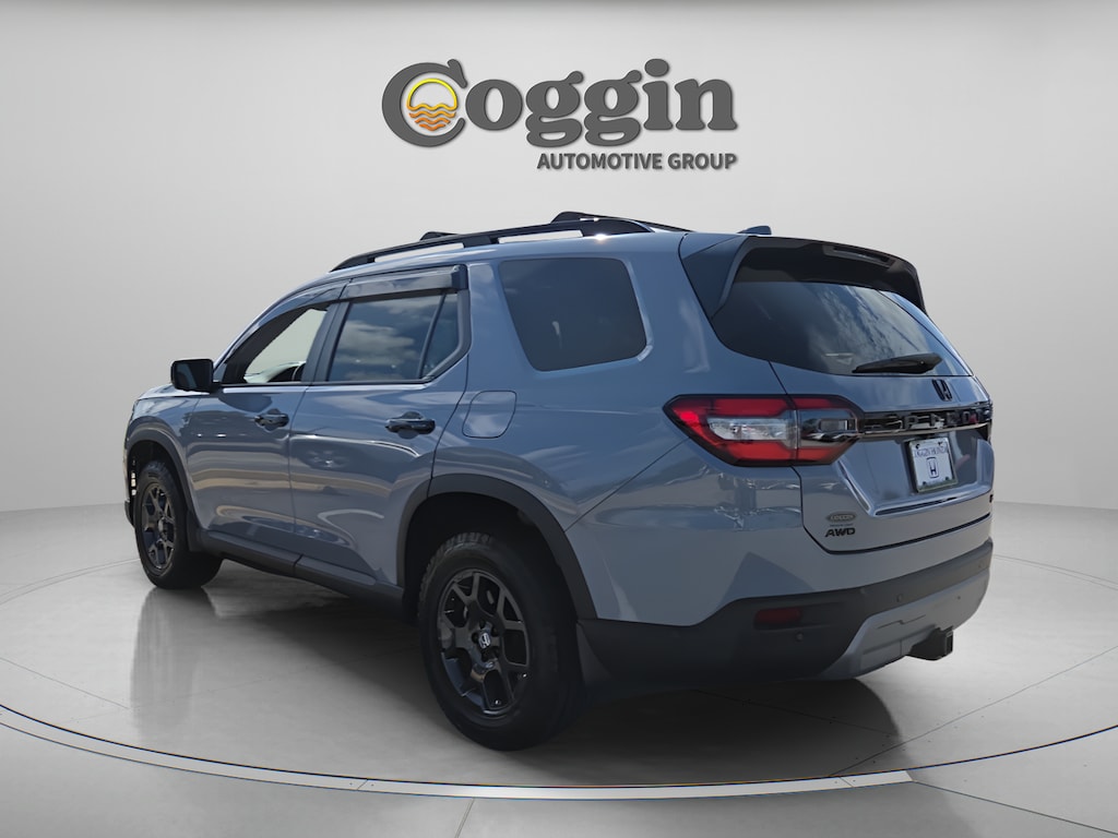 Certified 2024 Honda Pilot TrailSport SUV