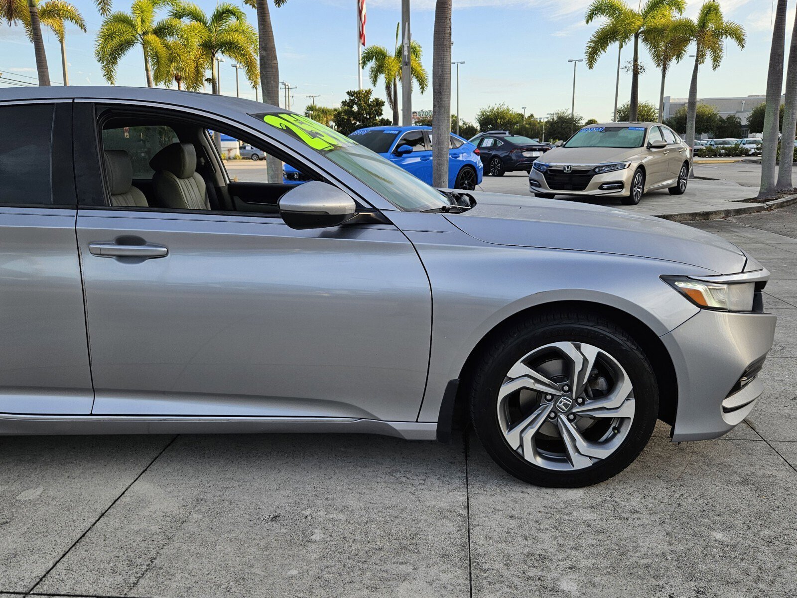 2019 Honda Accord EX-L photo 2