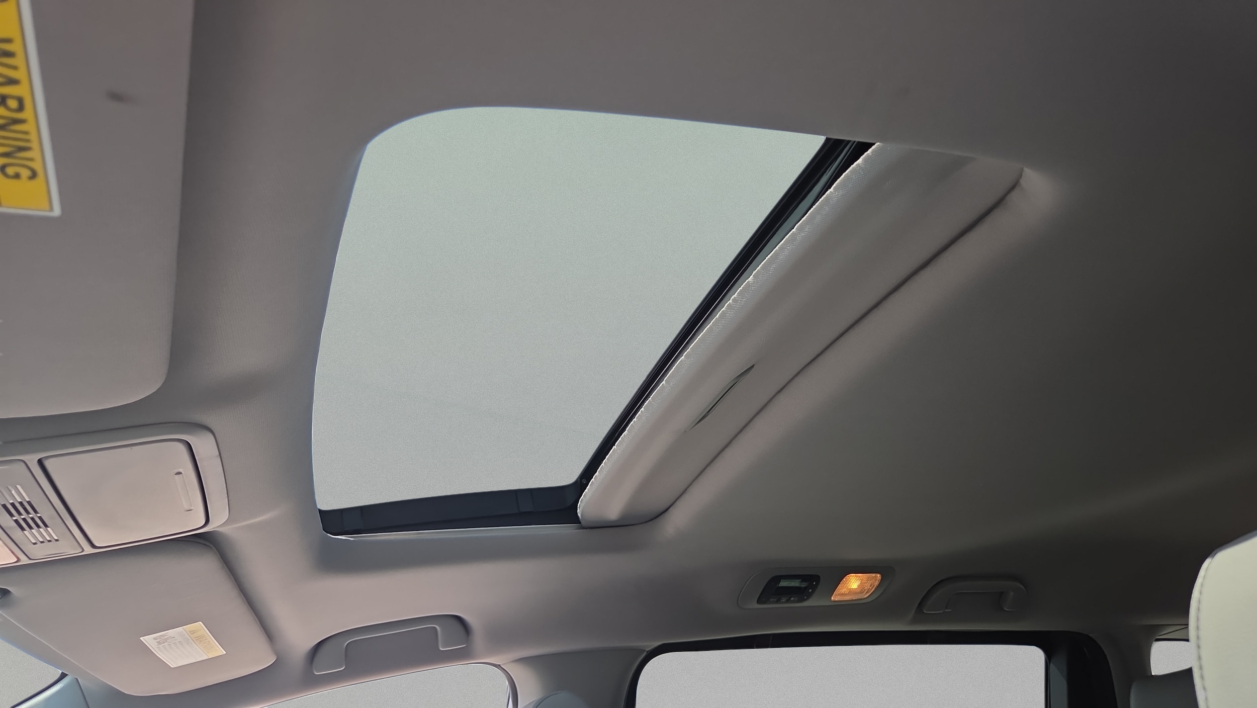 2024 Honda Odyssey EX-L - Photo 23
