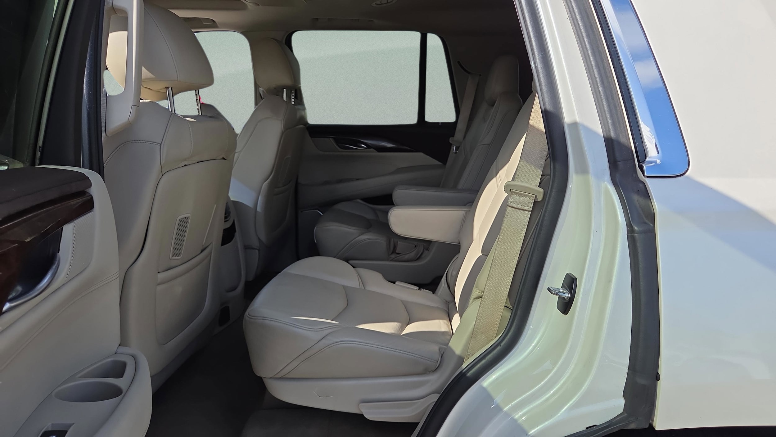 2015 Cadillac Escalade Luxury - Photo 13
