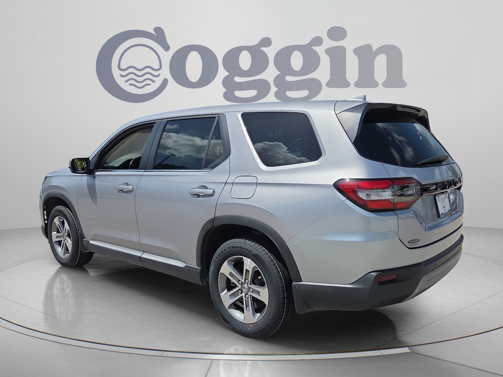 Certified 2024 Honda Pilot EX-L 8 Passenger SUV