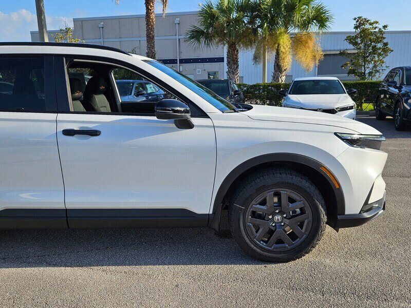 2026 Honda CR-V Hybrid photo 2