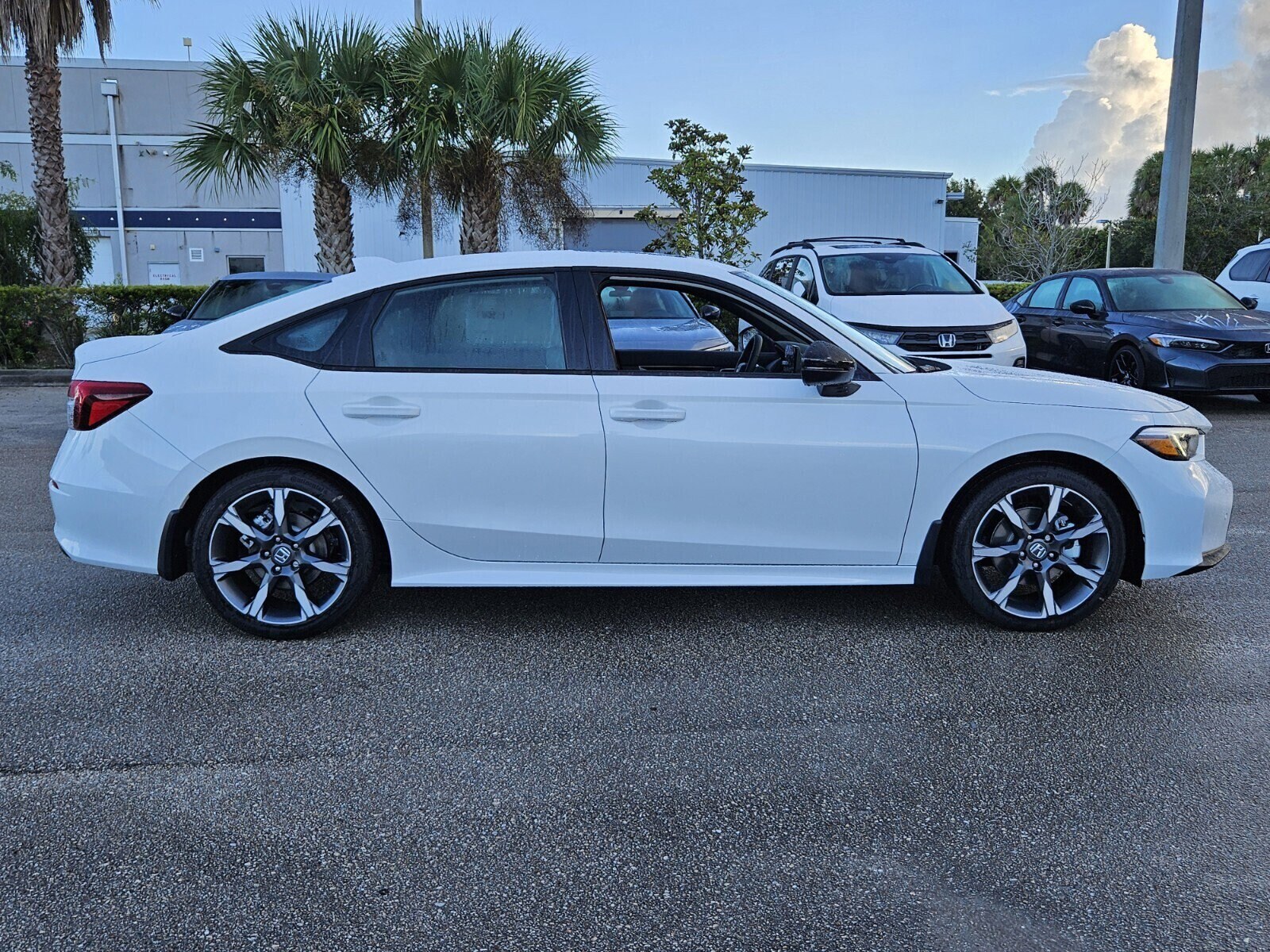 2026 Honda Civic Hybrid Sport Touring photo 3