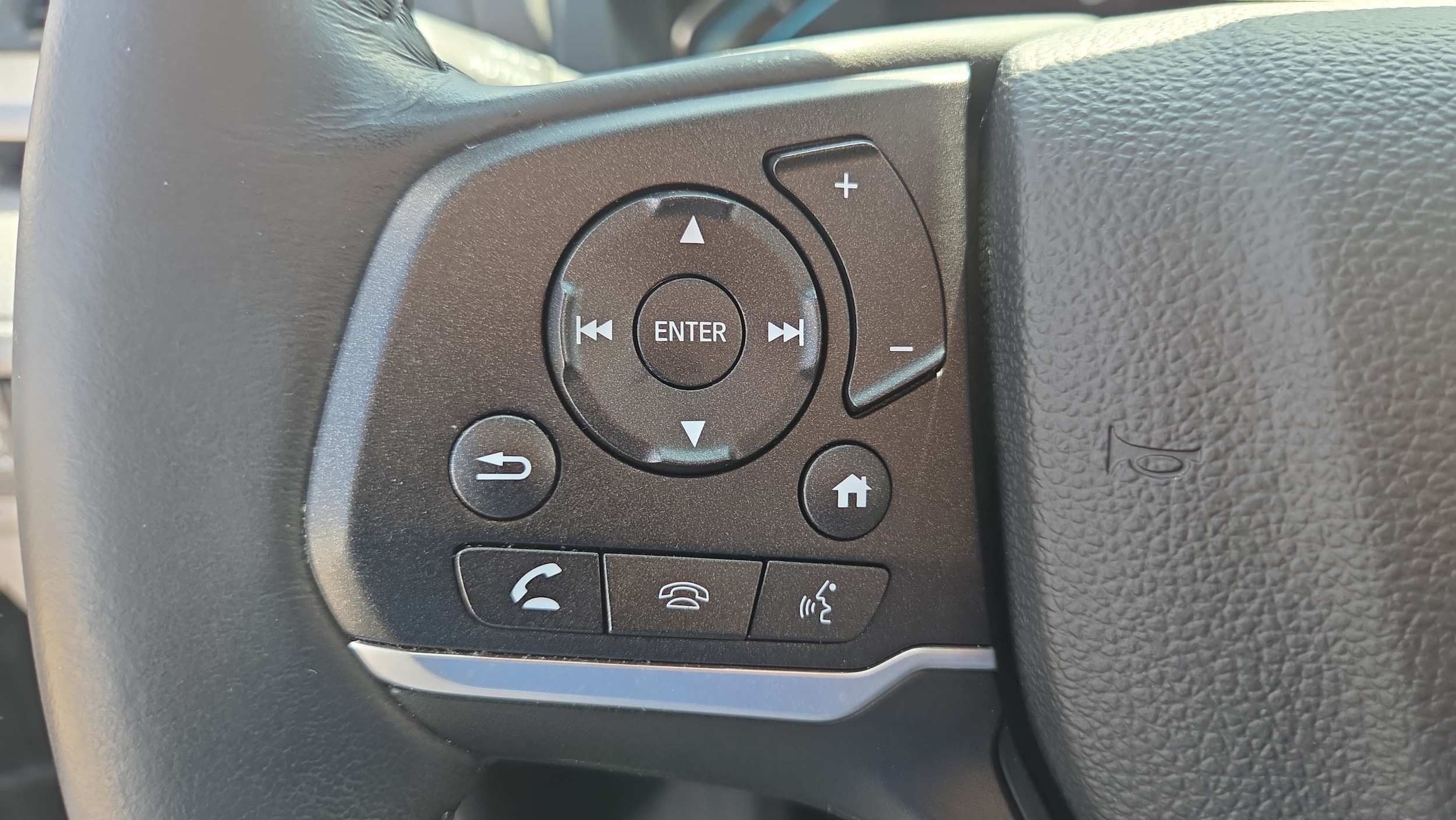 2024 Honda Odyssey EX-L - Photo 24