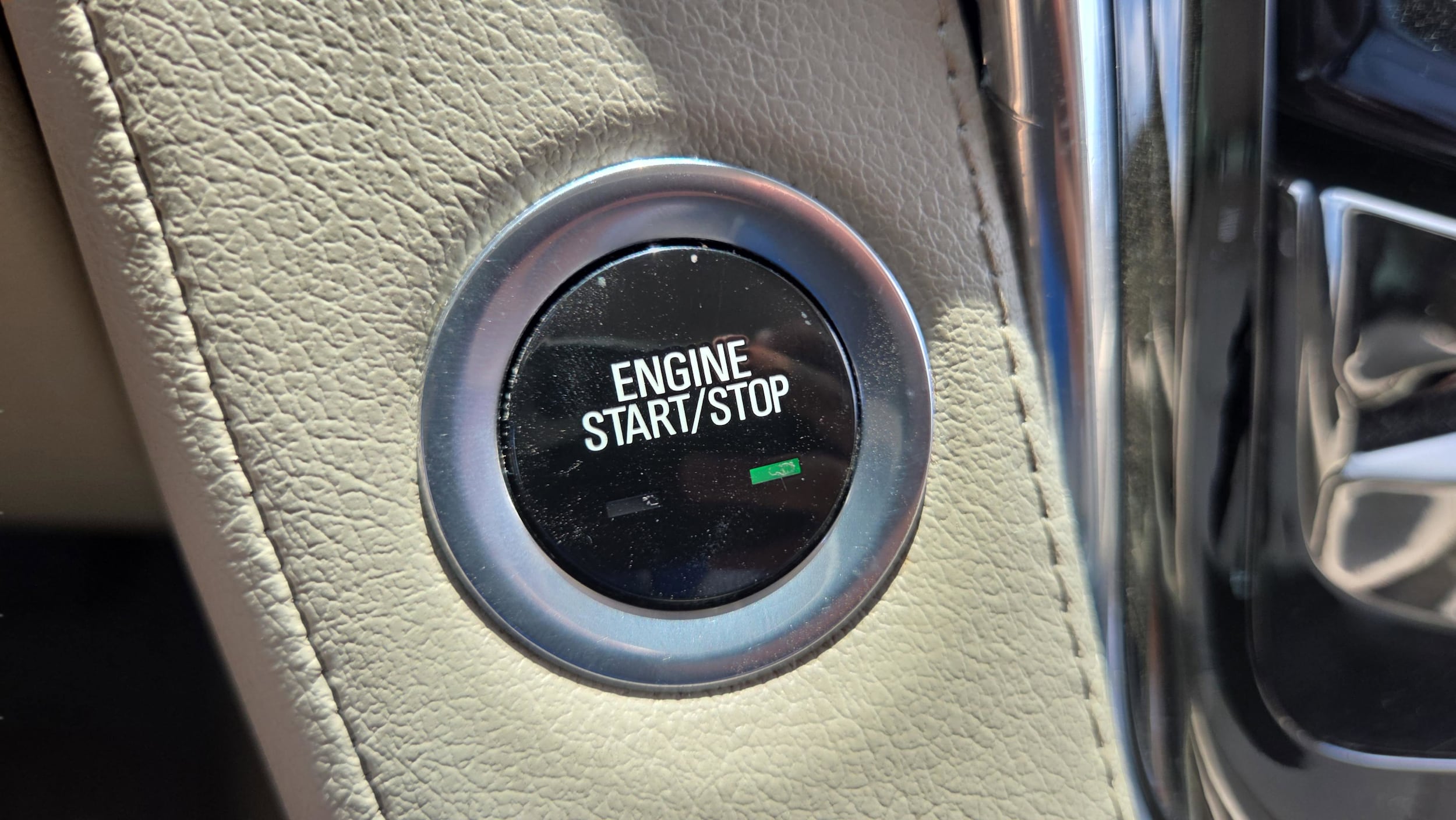 2015 Cadillac Escalade Luxury - Photo 37