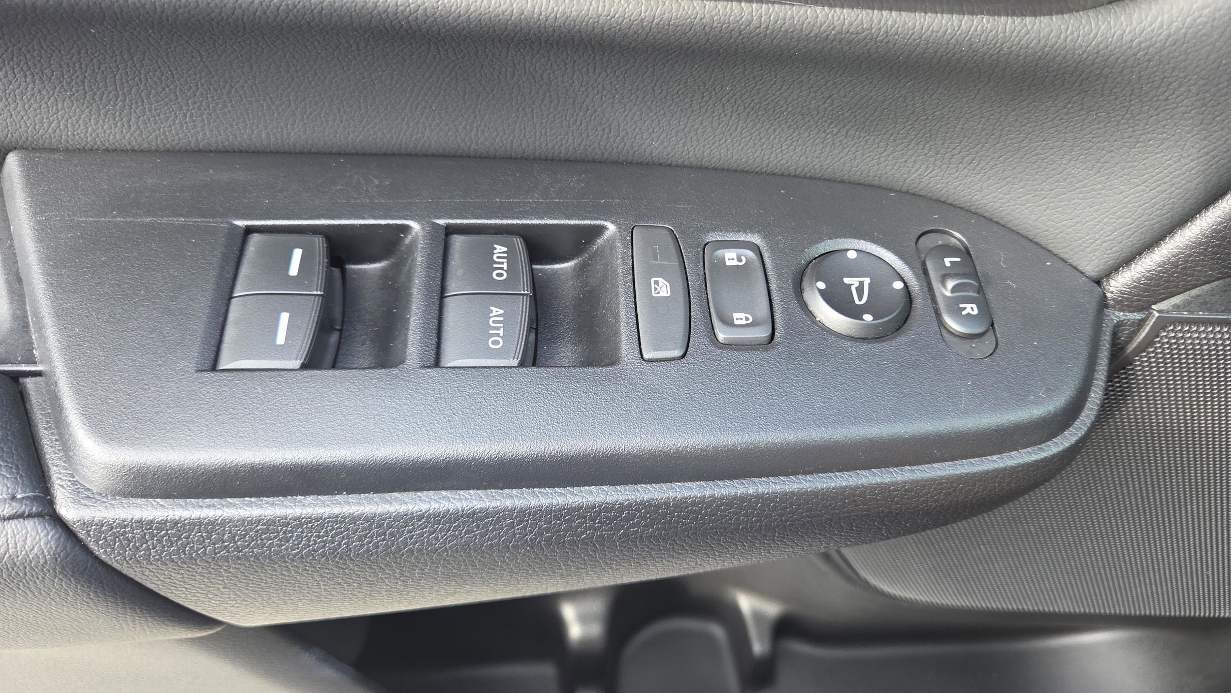 2022 Honda CR-V EX-L - Photo 34