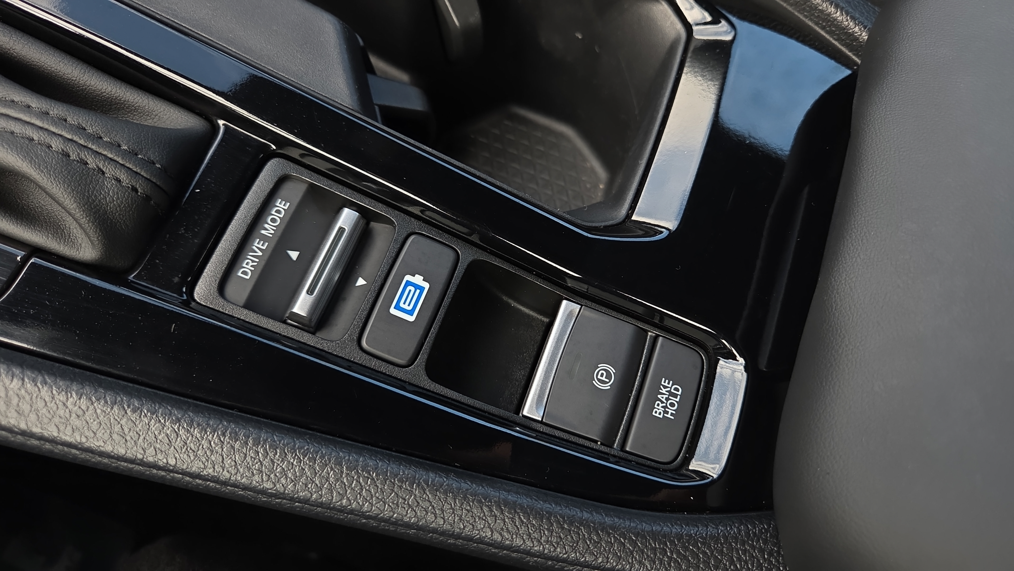 2025 Honda Accord Hybrid Sport - Photo 38