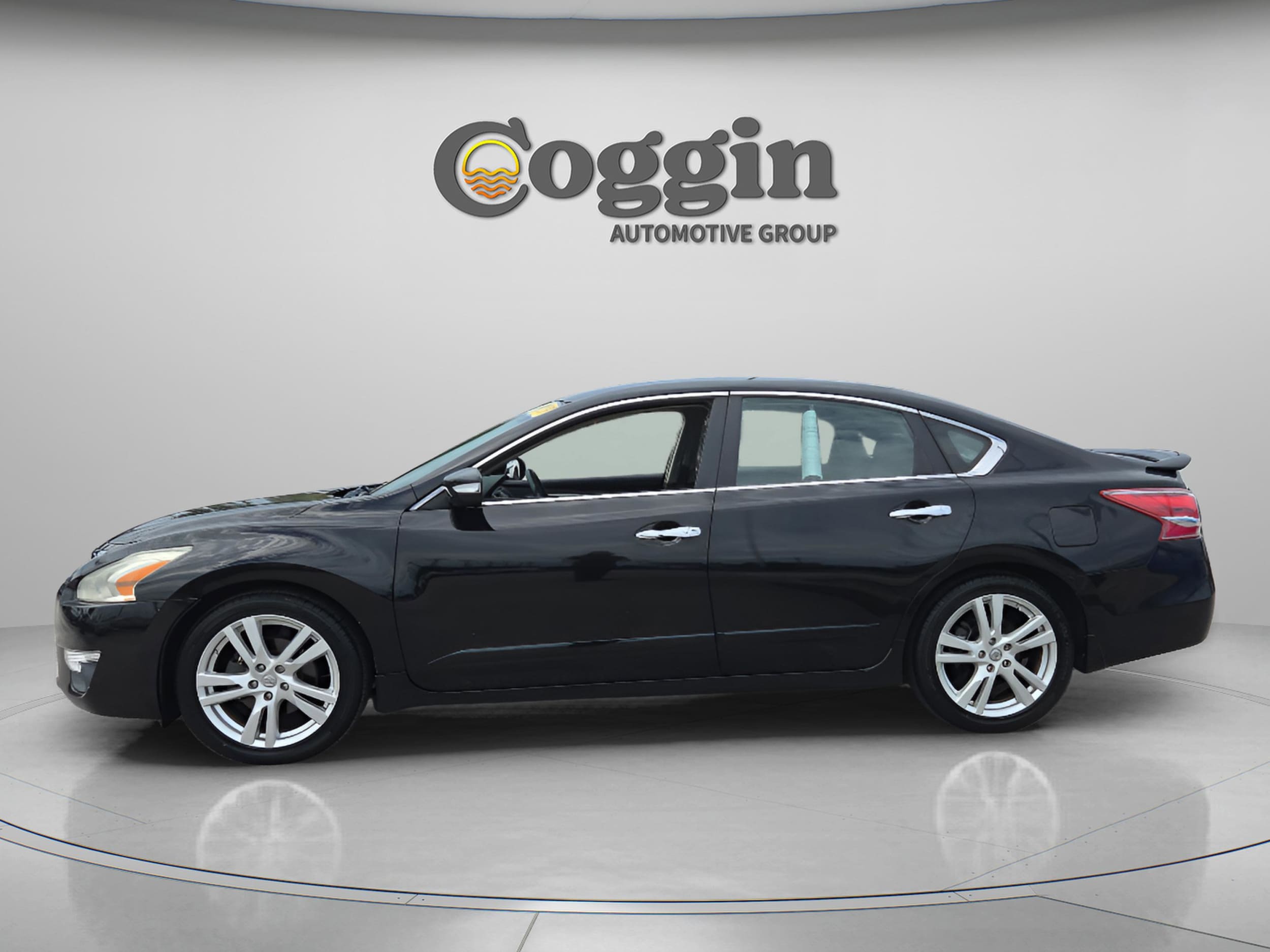 Used 2013 Nissan Altima Sedan SL with VIN 1N4BL3AP0DC227129 for sale in Fort Pierce, FL