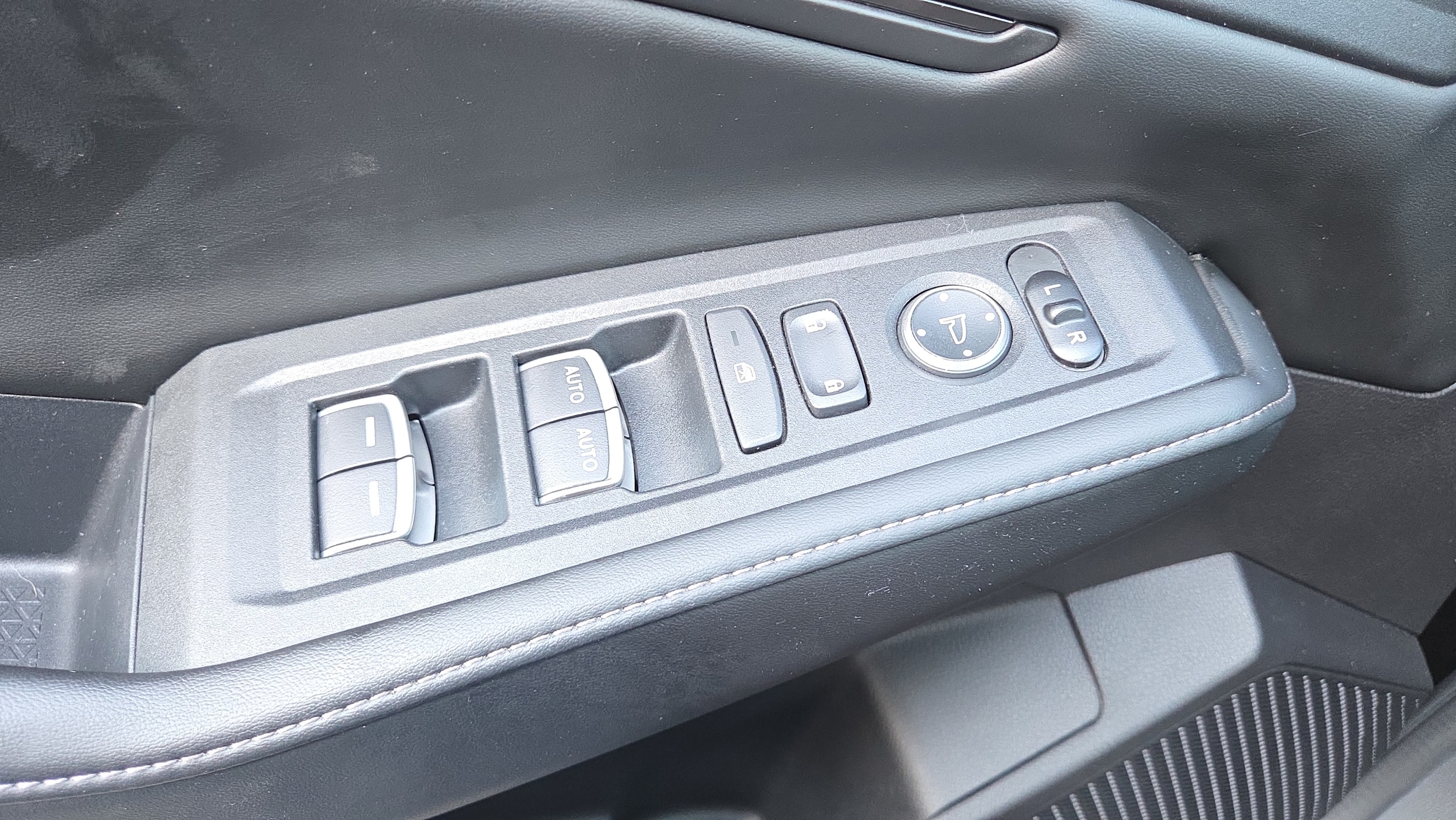 2023 Honda Accord Hybrid Sport - Photo 34