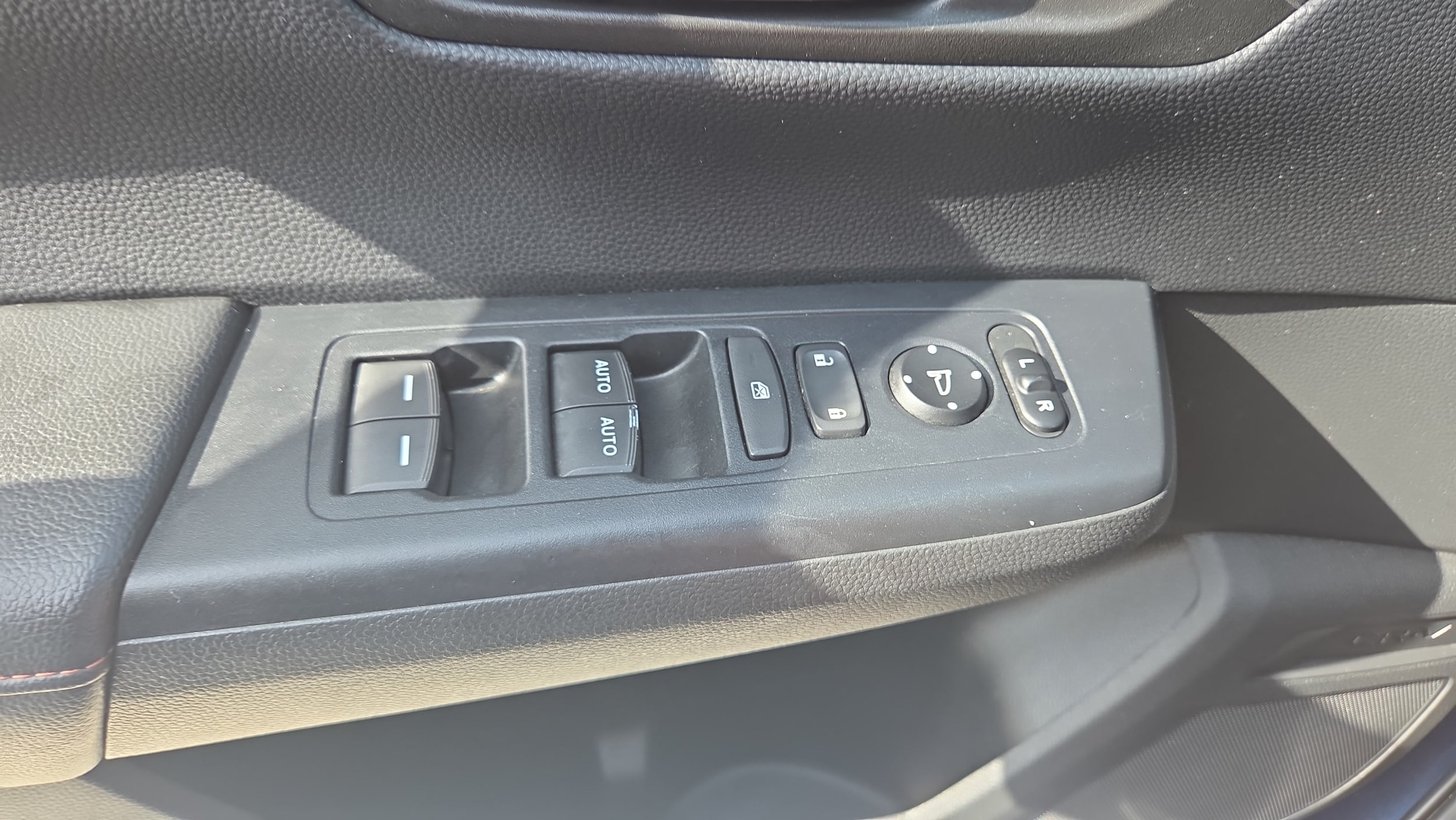2024 Honda CR-V Sport - Photo 35