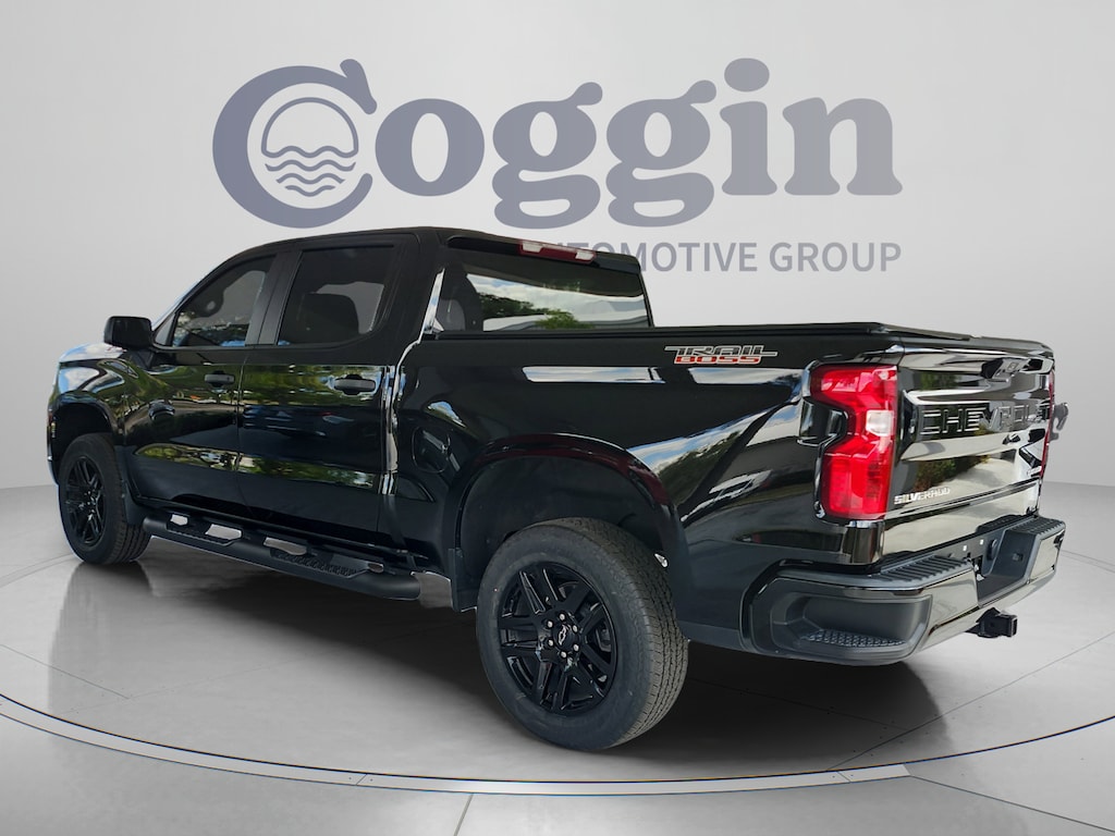 Used 2023 Chevrolet Silverado 1500 Custom Trail Boss Truck Crew Cab