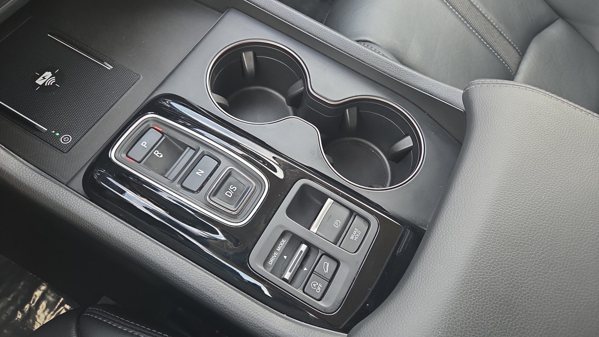 2025 Honda Pilot EX-L - Photo 32