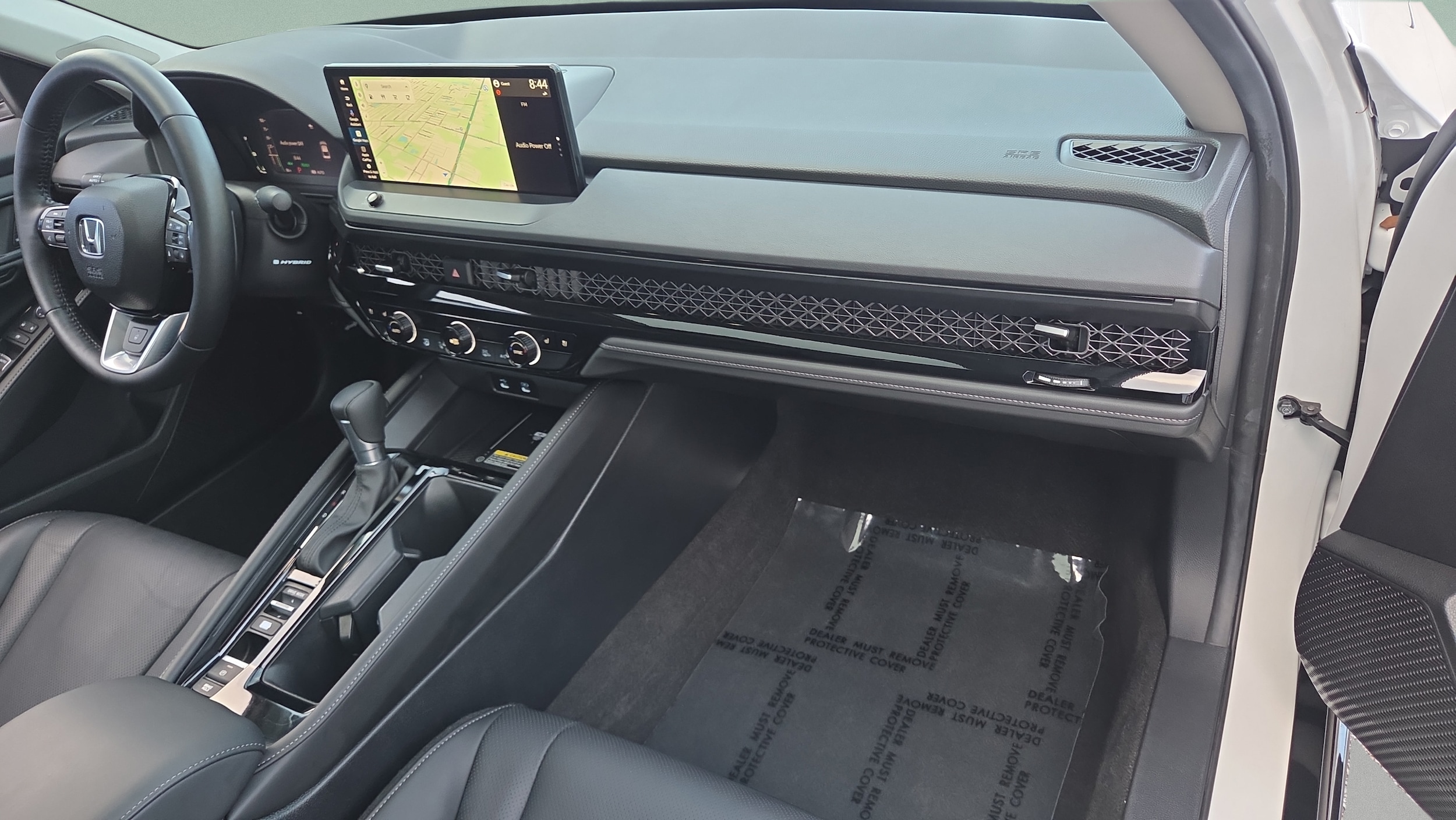 2025 Honda Accord Hybrid Touring - Photo 17