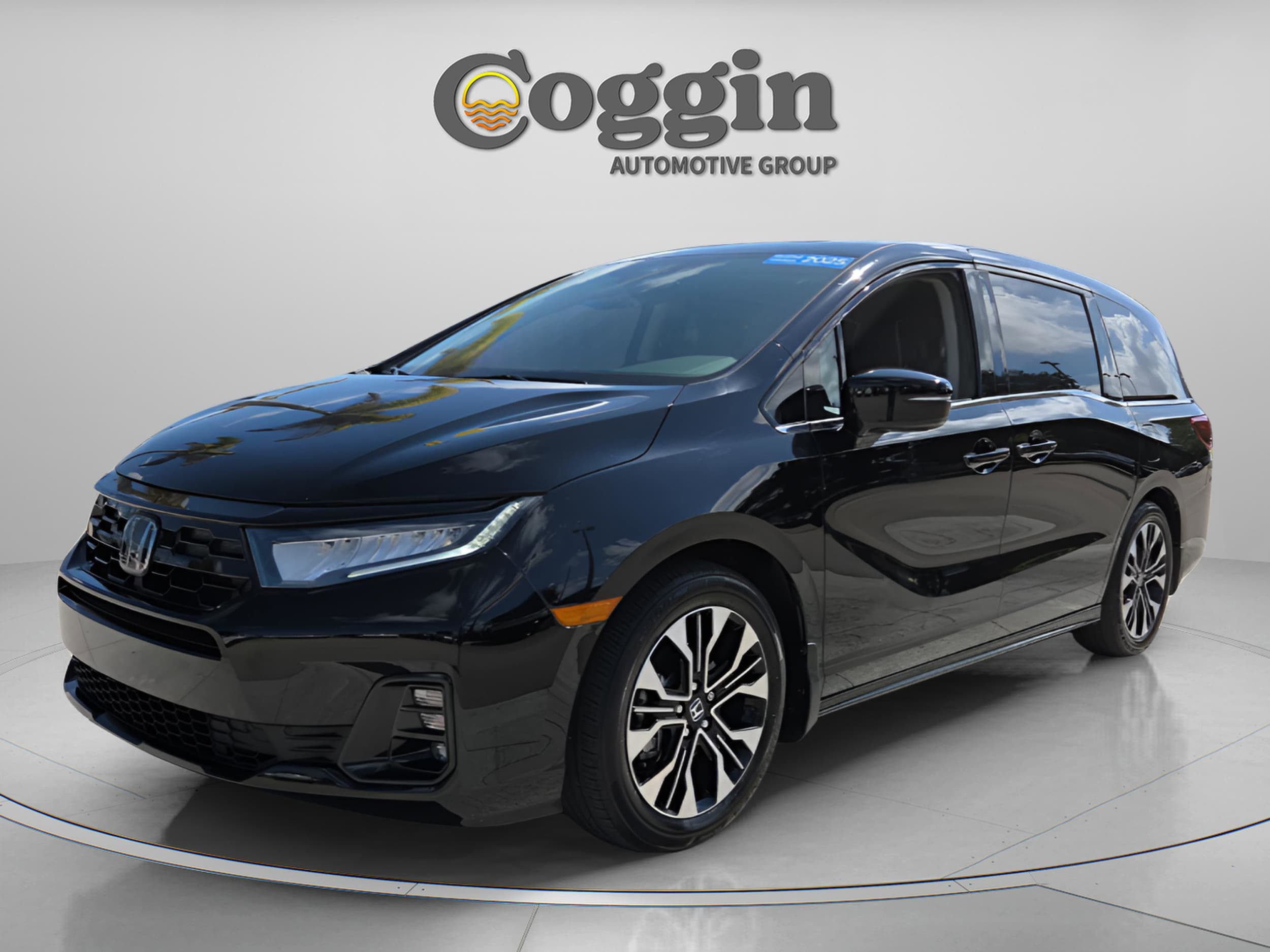 2025 Honda Odyssey Elite's photo
