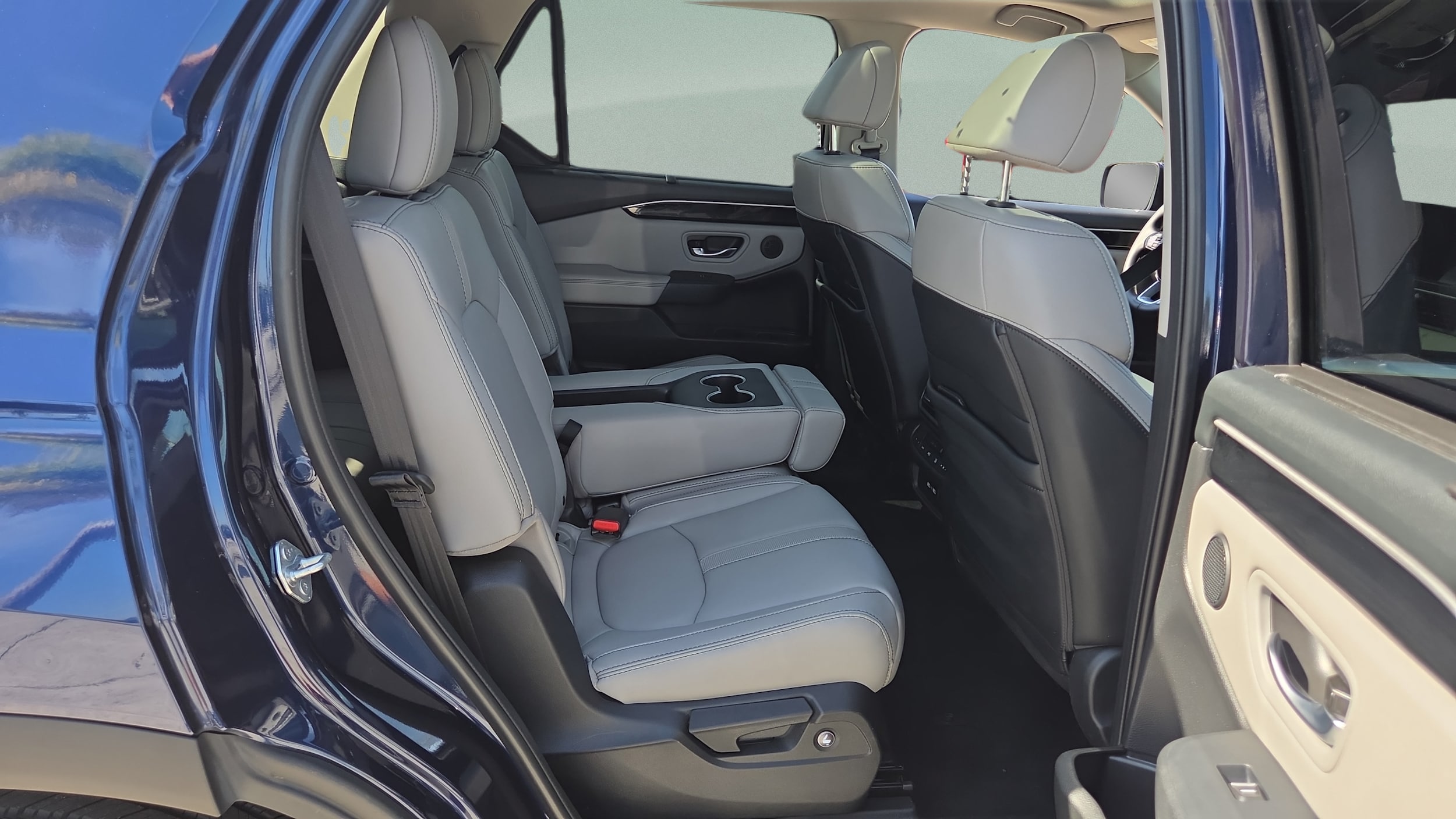 2023 Honda Pilot Touring - Photo 16