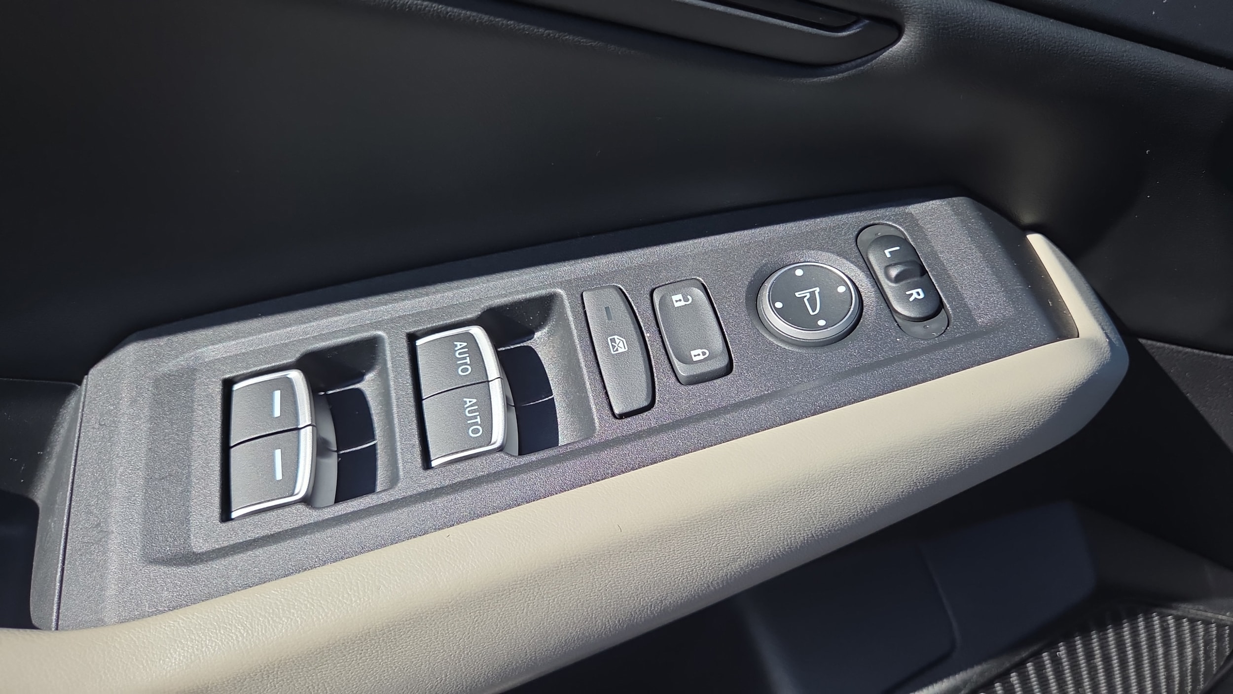 2024 Honda Accord EX - Photo 35