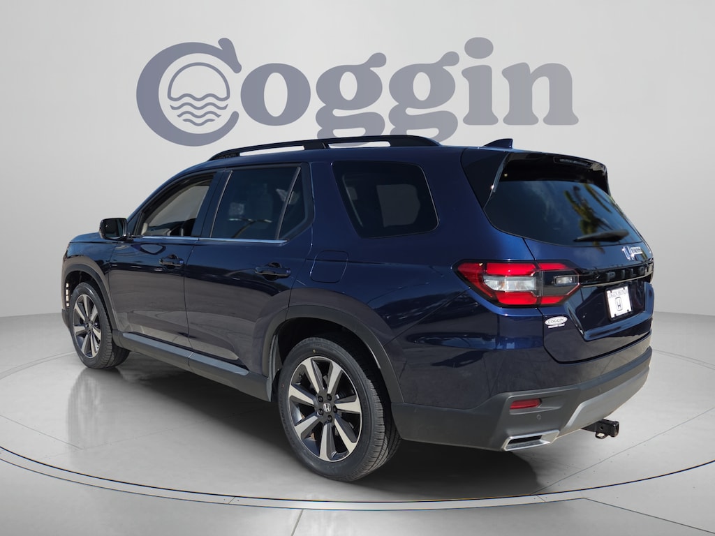 Certified 2023 Honda Pilot Touring SUV