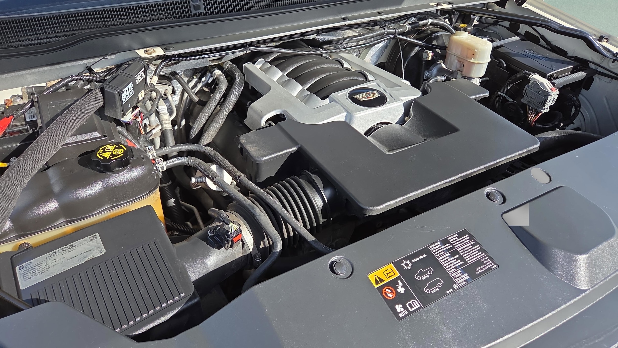 2015 Cadillac Escalade Luxury - Photo 35