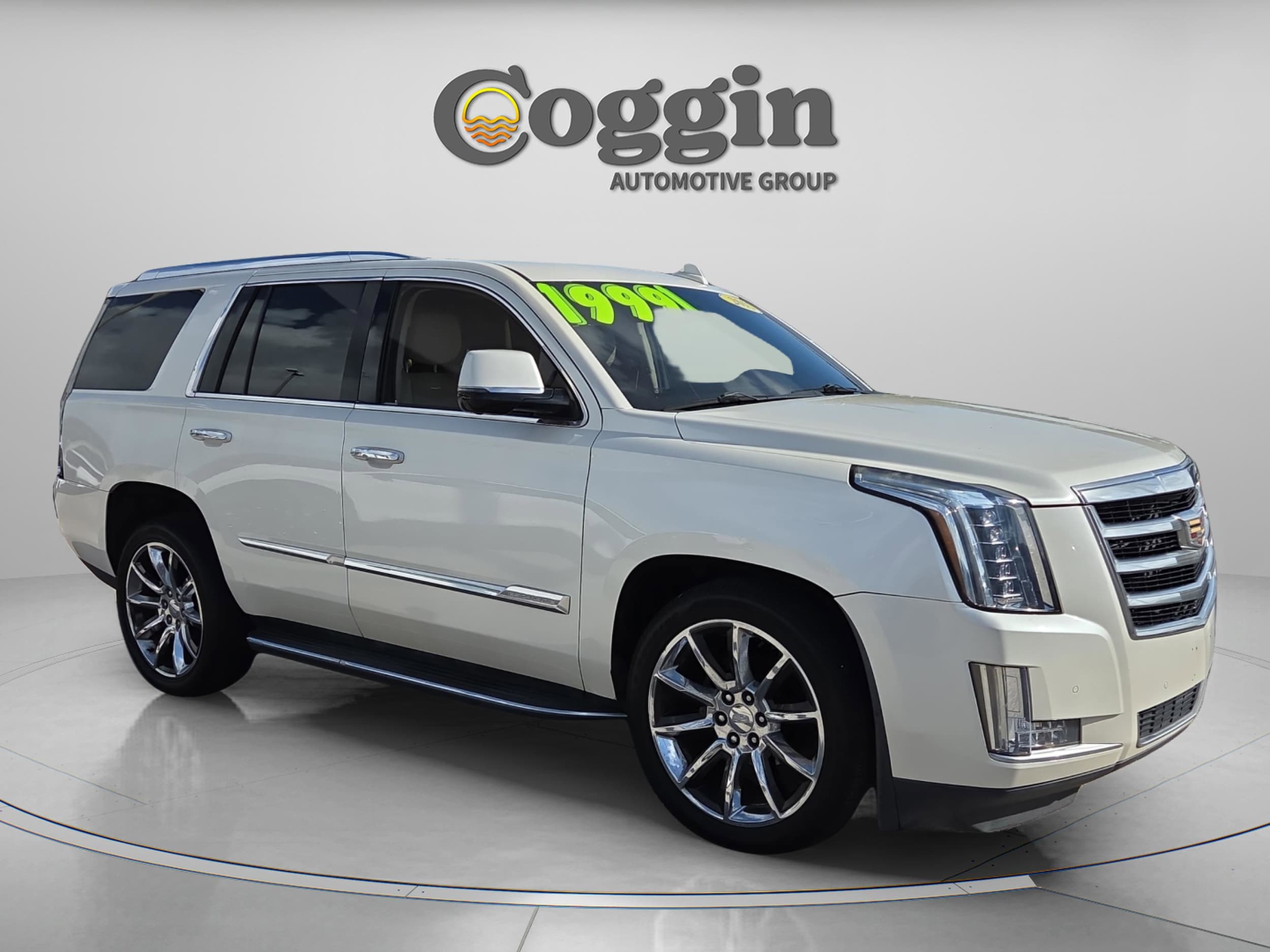 2015 Cadillac Escalade Luxury - Photo 9