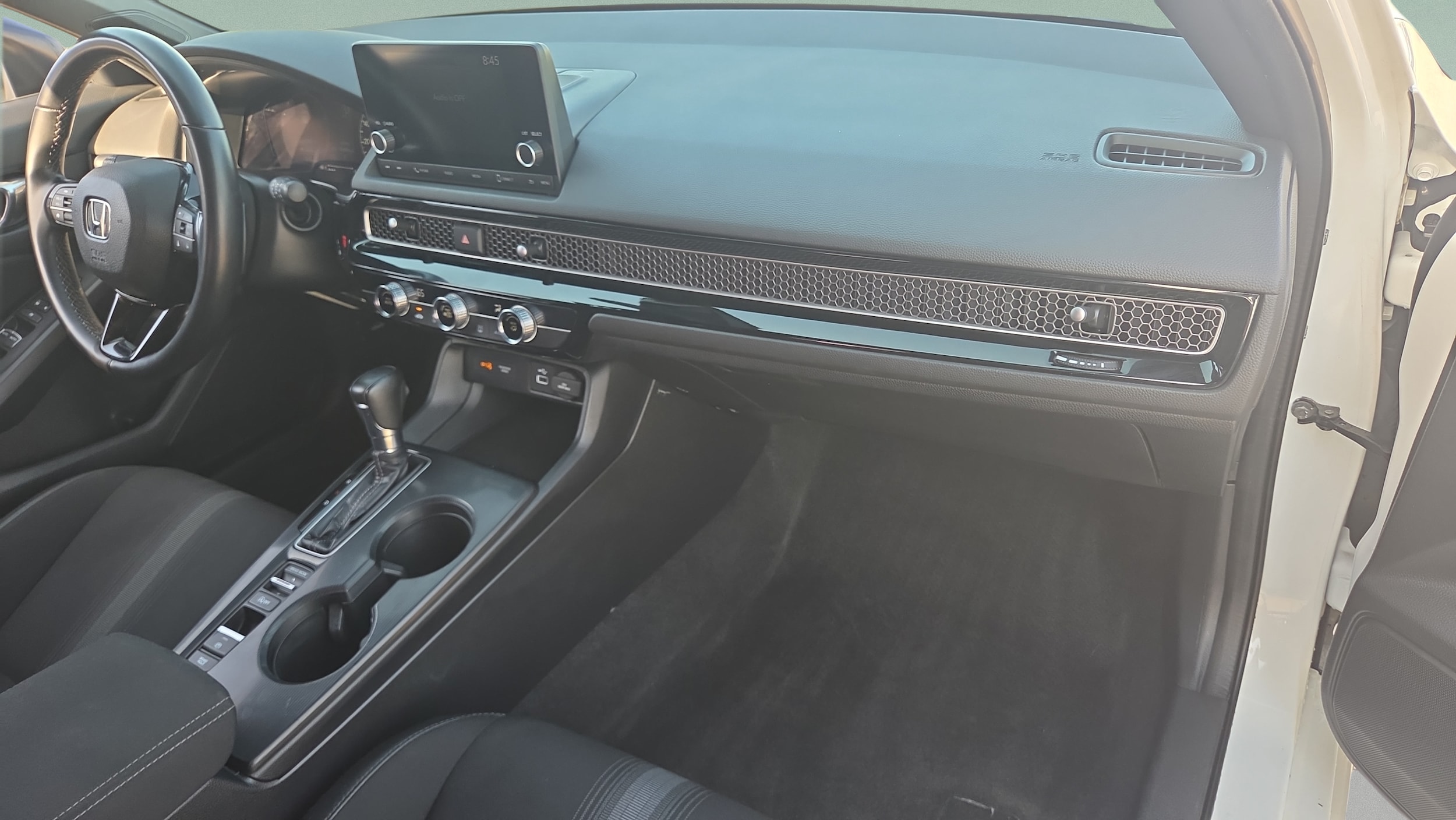 2023 Honda Civic Hatchback Sport - Photo 17