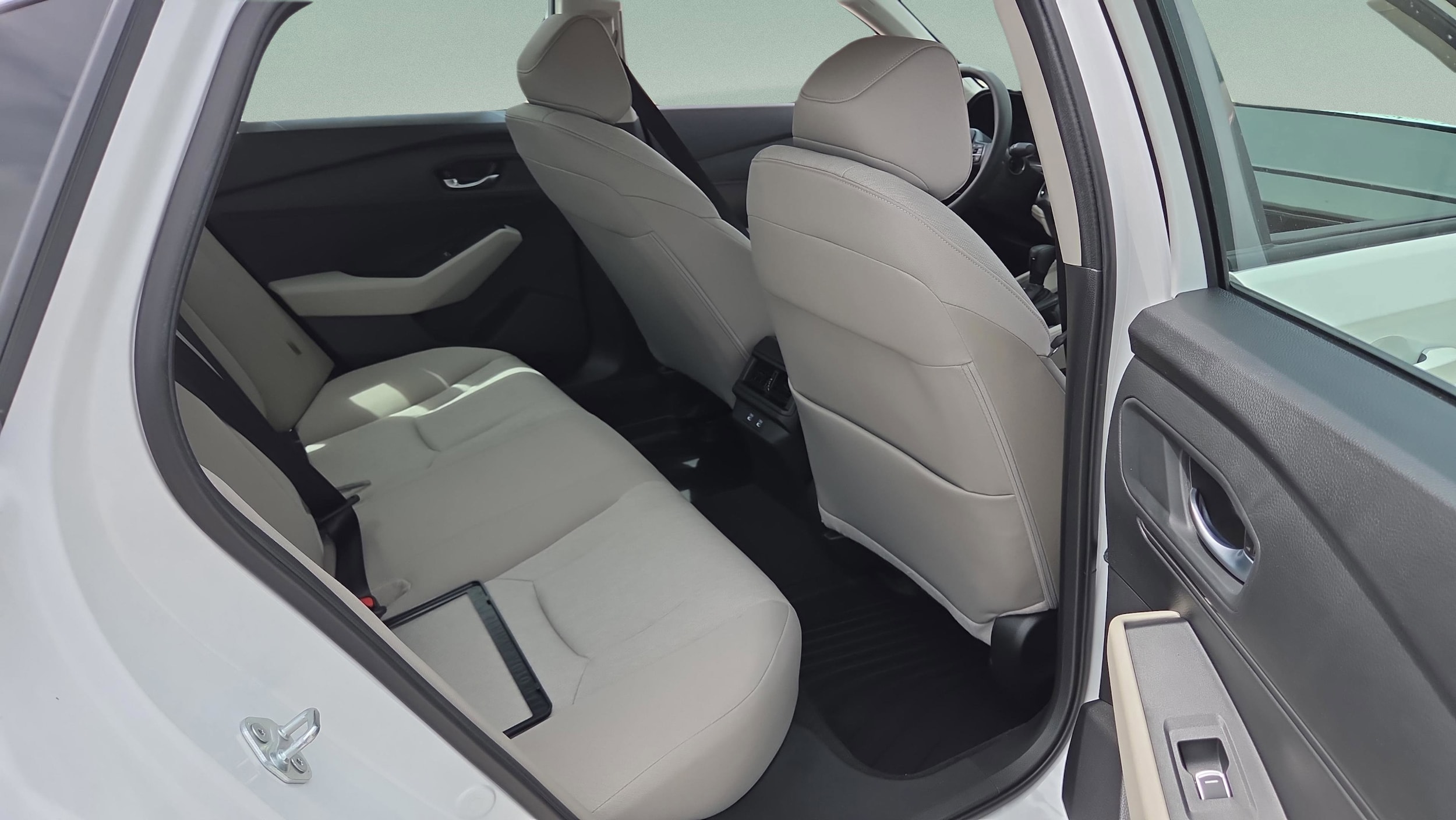 2026 Honda Accord LX - Photo 17